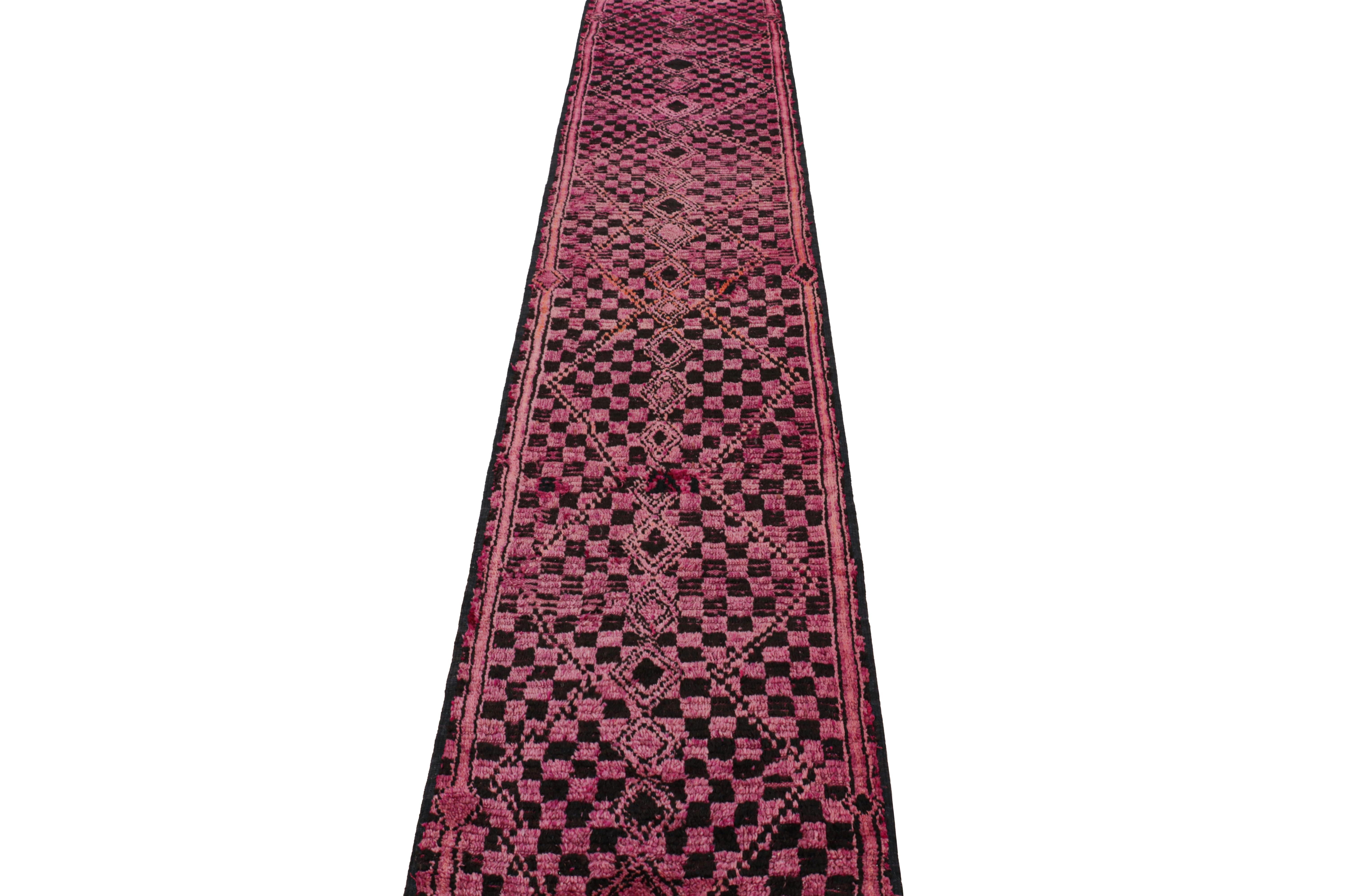 Vintage Moroccan Runner Rug in Pink with Black Diamond Patterns  Rug & Kilim In Good Condition For Sale In Long Island City, NY