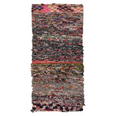 Tapis de couloir marocain vintage à motif géométrique polychrome, de Rug & Kilim