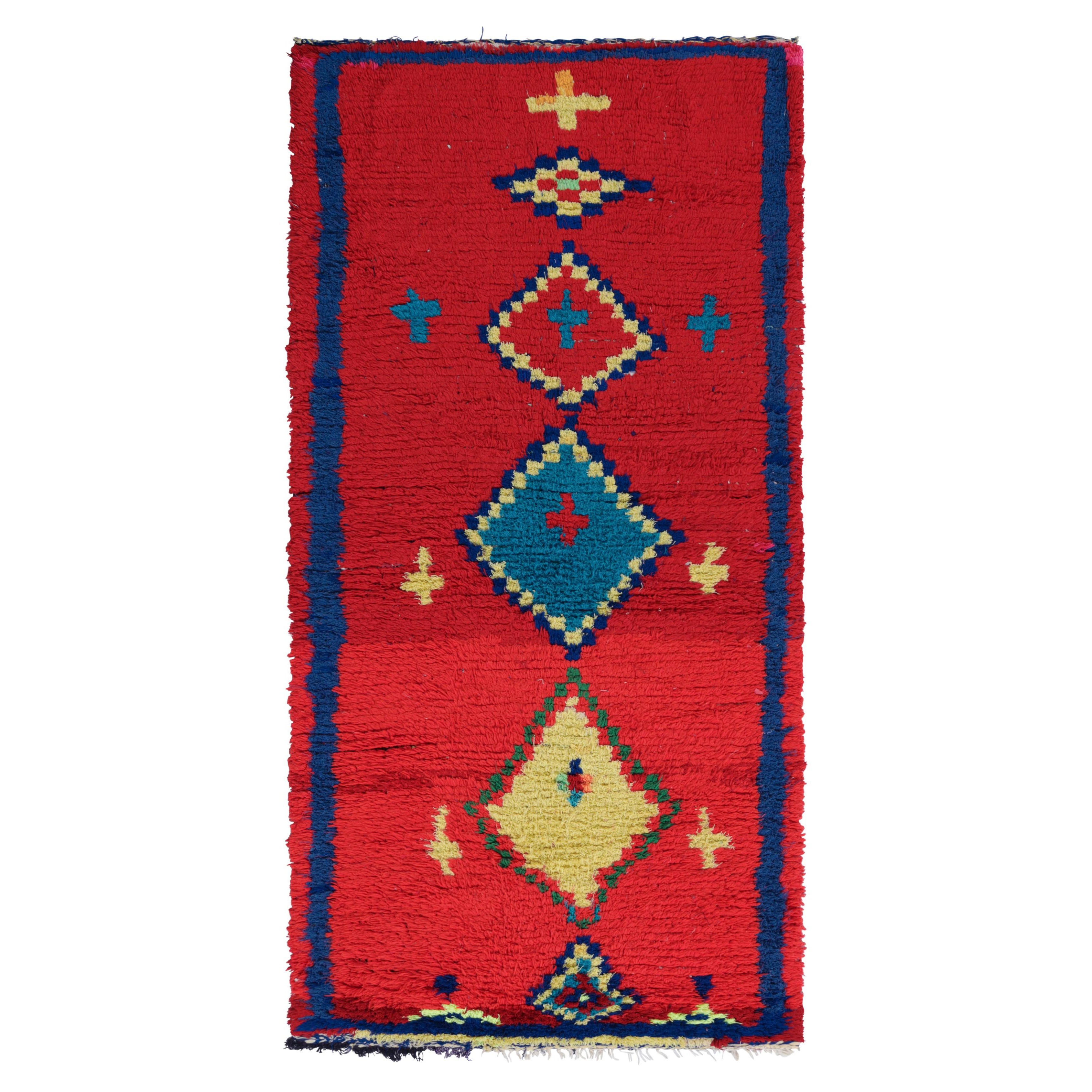 Vintage Marokkanischer Läufer in Rot mit Diamantmedaillons - Rug & Kilim