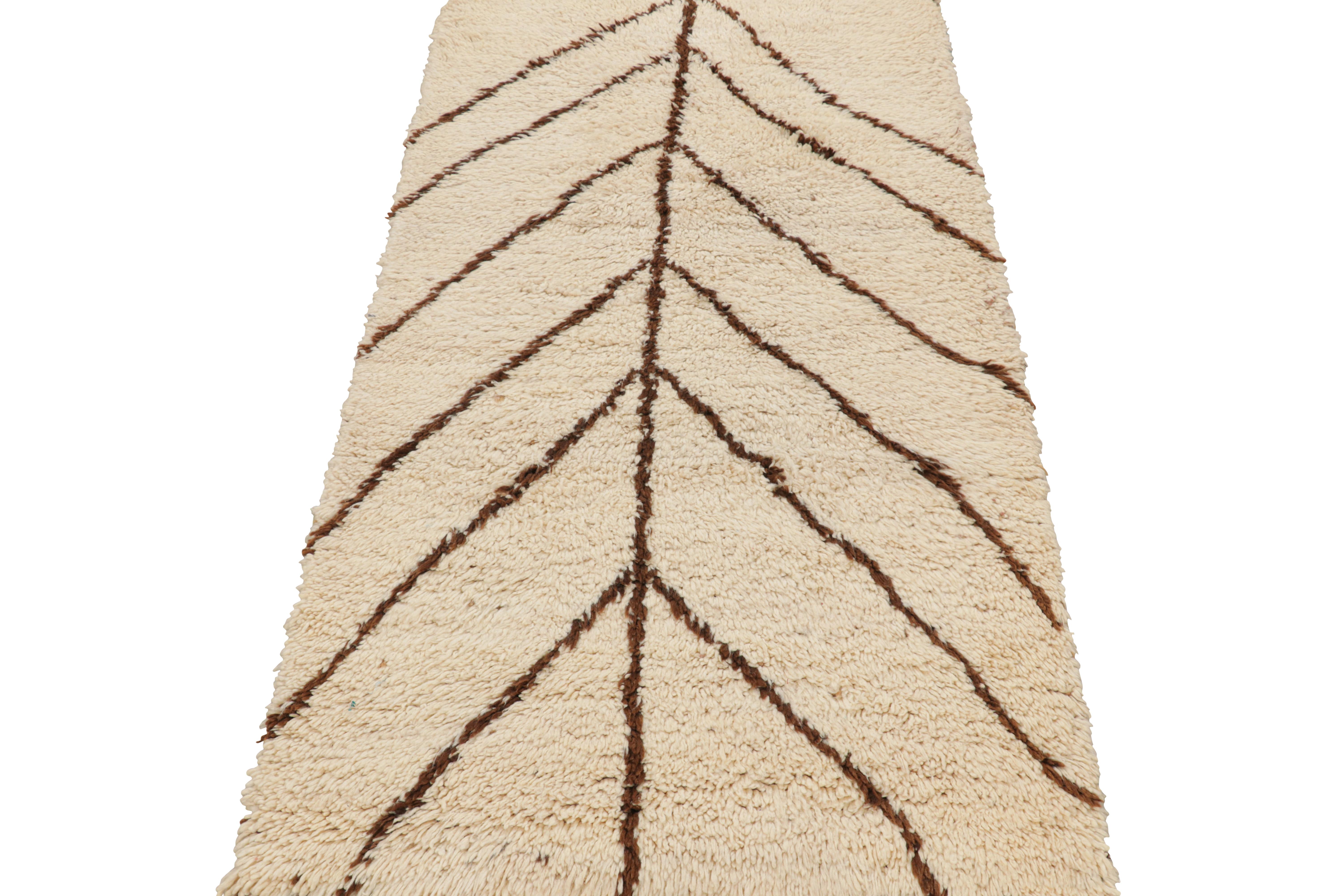 Vintage Moroccan Runner Rug in White with Brown Geometric Patterns  Rug & Kilim In Good Condition For Sale In Long Island City, NY