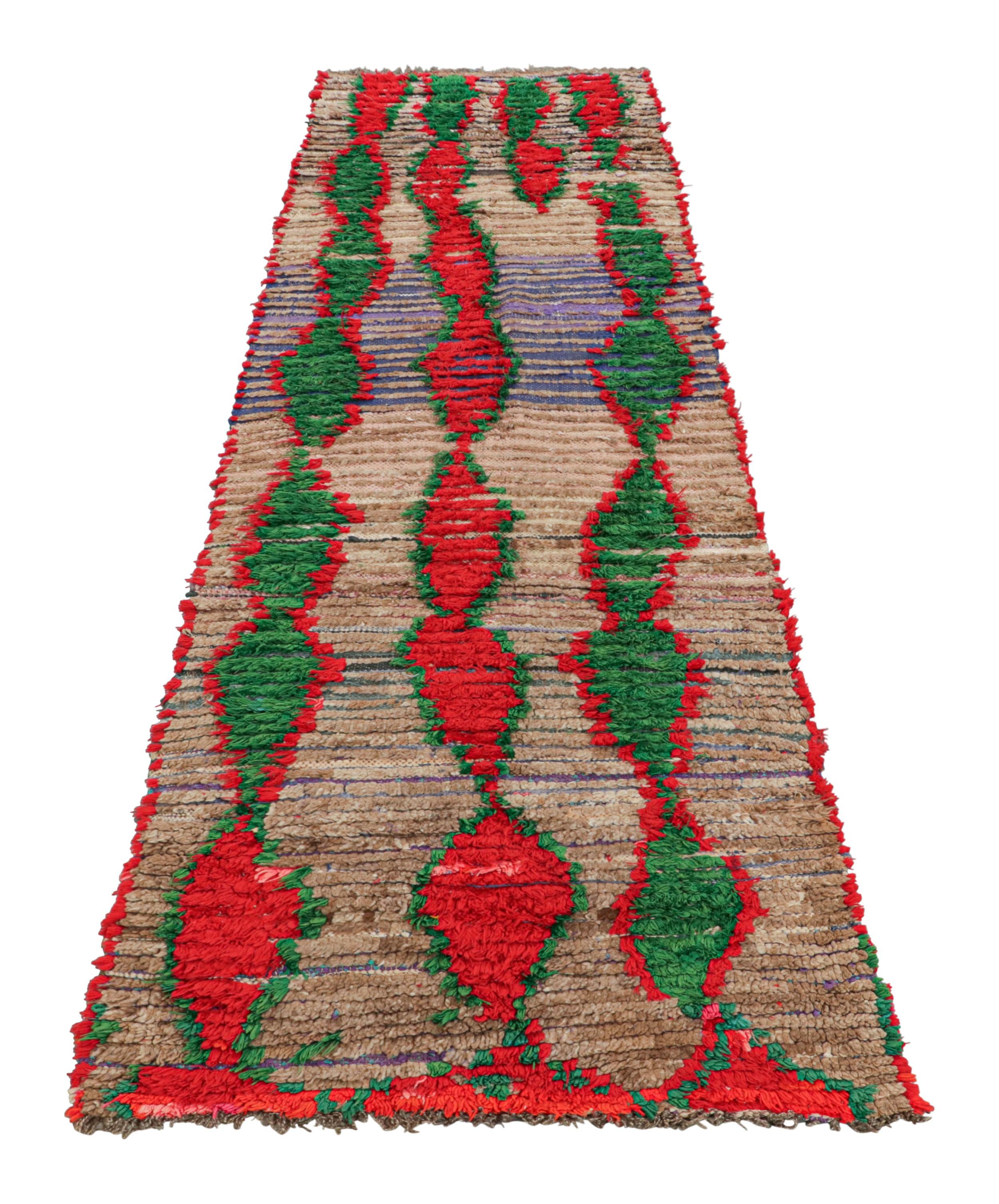 Vintage Moroccan Runner Rug, Red & Green with Geometric Patterns - Rug & Kilim In Good Condition For Sale In Long Island City, NY