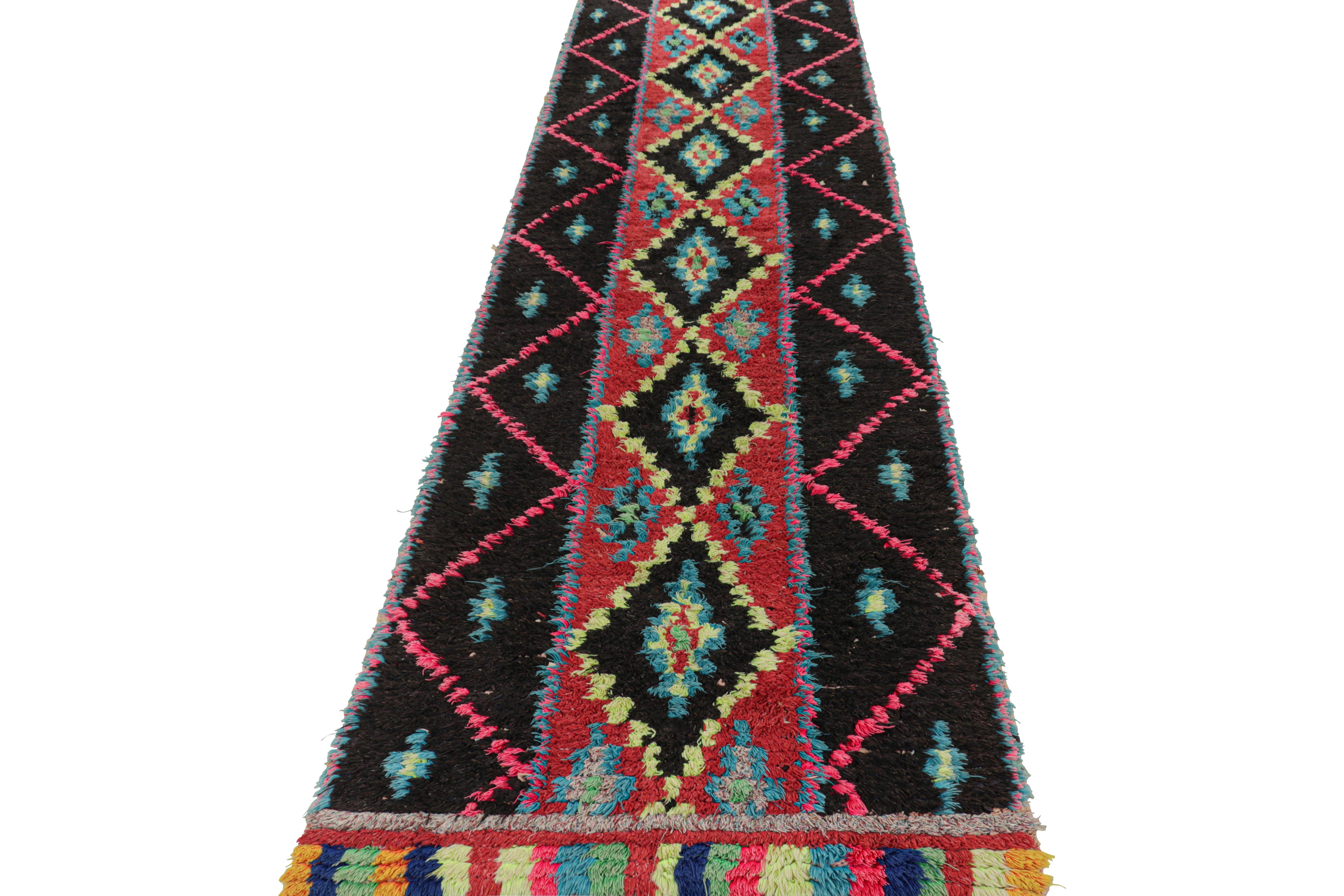 Vintage Moroccan Runner with Polychromatic Diamond Medallion, from Rug & Kilim In Good Condition For Sale In Long Island City, NY