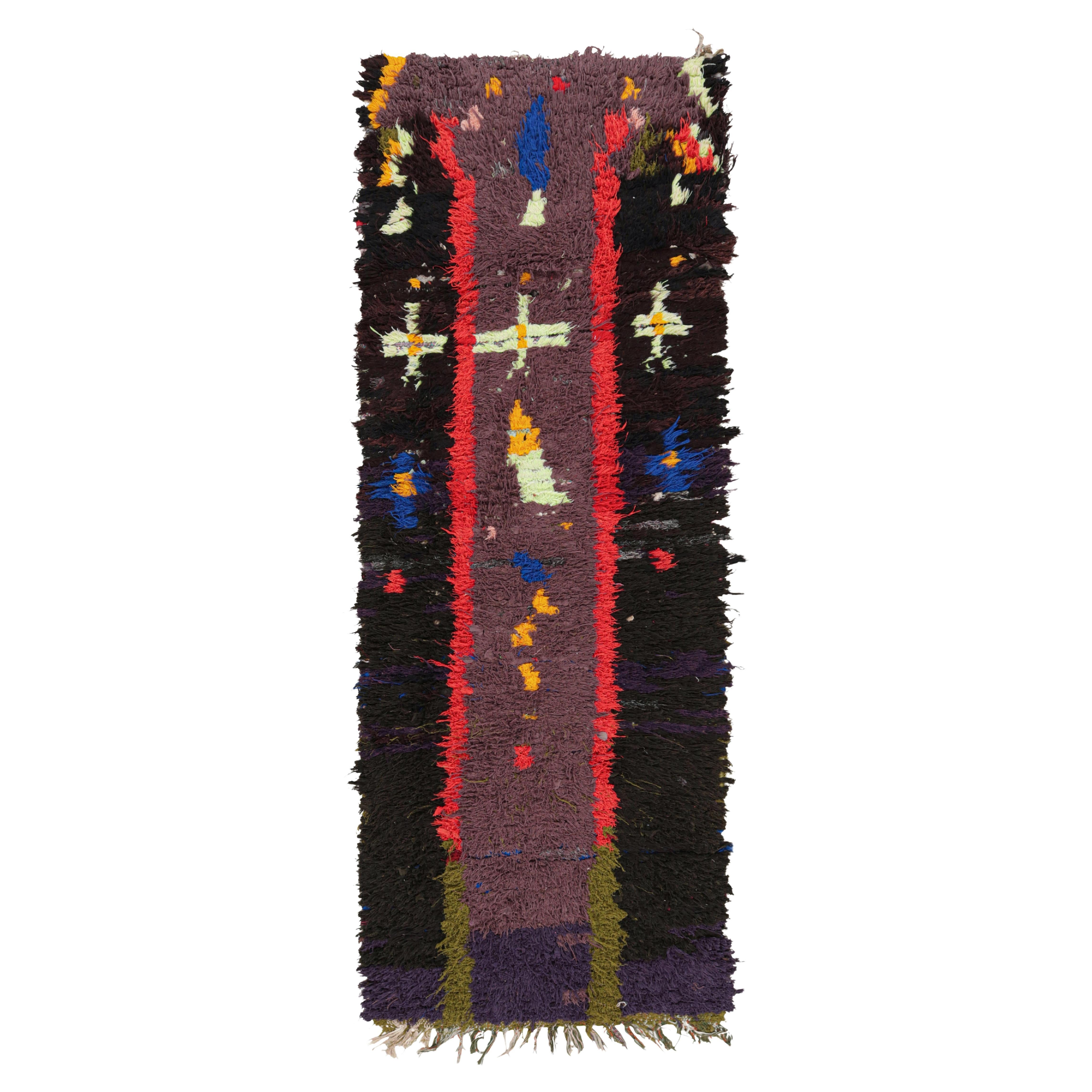 Alfombra marroquí vintage con motivos geométricos policromados, de Rug & Kilim
