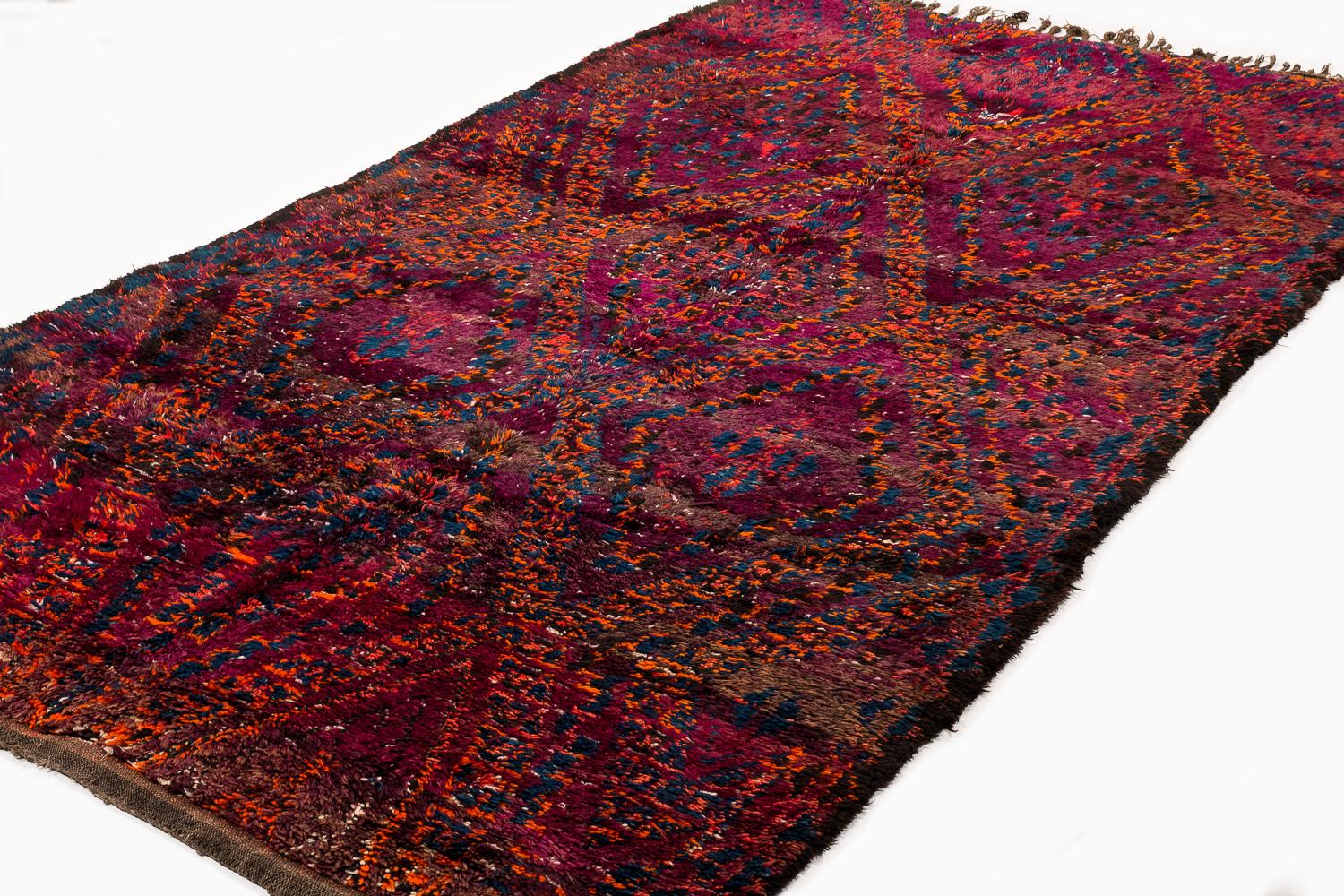 Mid-Century Modern Antique Collectible Beni Mguild Moroccan Wool Shag Midcentury Diamond Area Rug For Sale