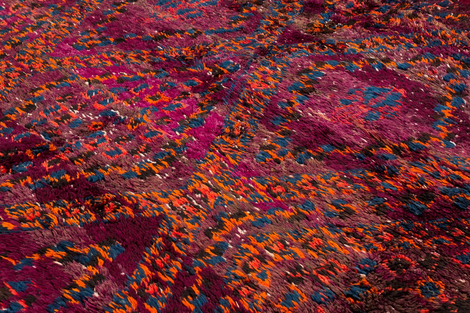 Antique Collectible Beni Mguild Moroccan Wool Shag Midcentury Diamond Area Rug In Excellent Condition For Sale In New York, NY