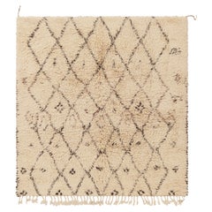 Alfombra cuadrada marroquí vintage, beige con rombos marrones - Rug 
Kilim