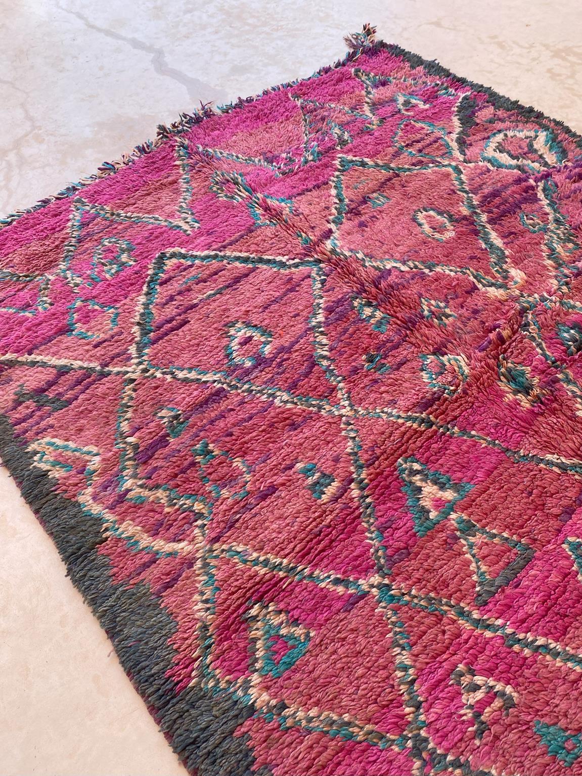 Vintage Moroccan Talsint rug - Fuchsia/purple - 5.4-5.9x13.1feet / 165-180x400cm For Sale 6