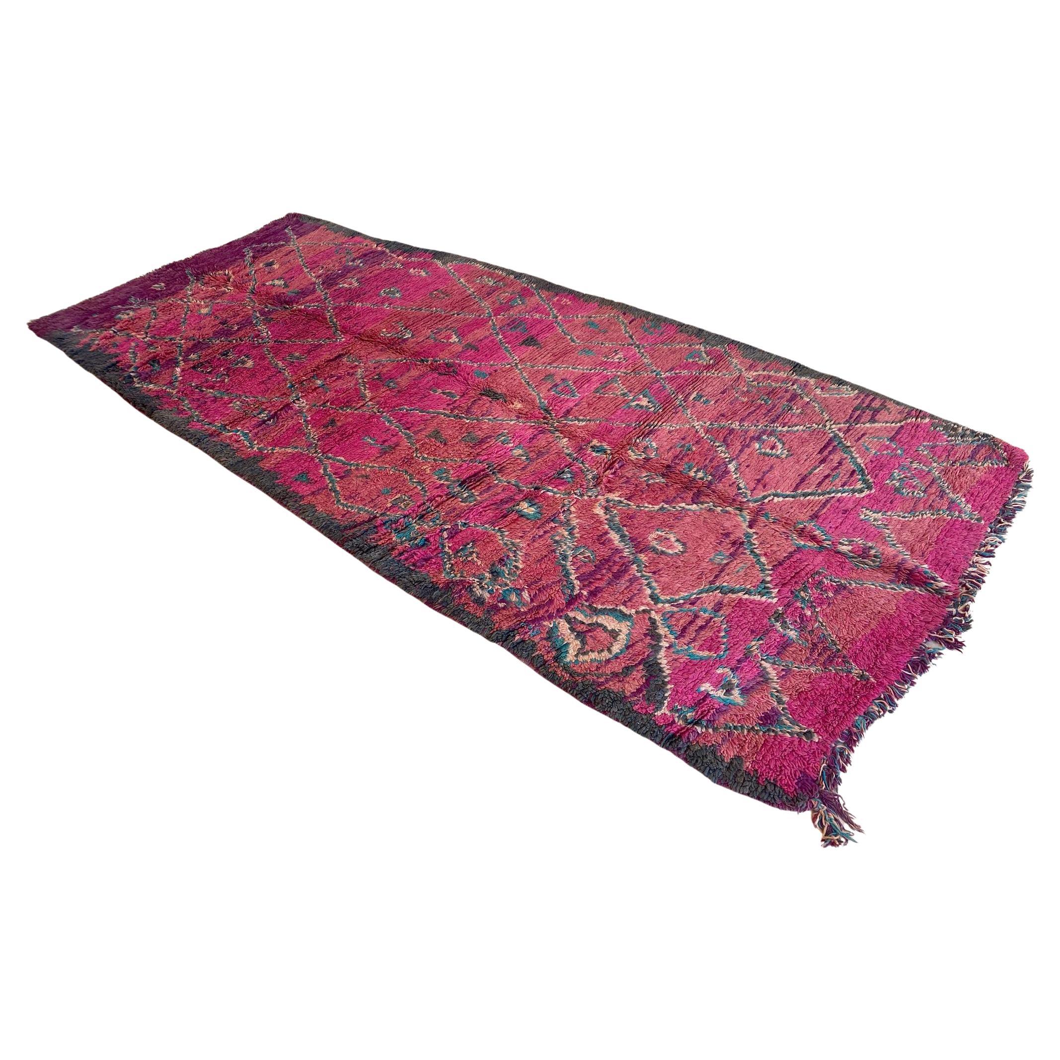 Vintage Moroccan Talsint rug - Fuchsia/purple - 5.4-5.9x13.1feet / 165-180x400cm For Sale