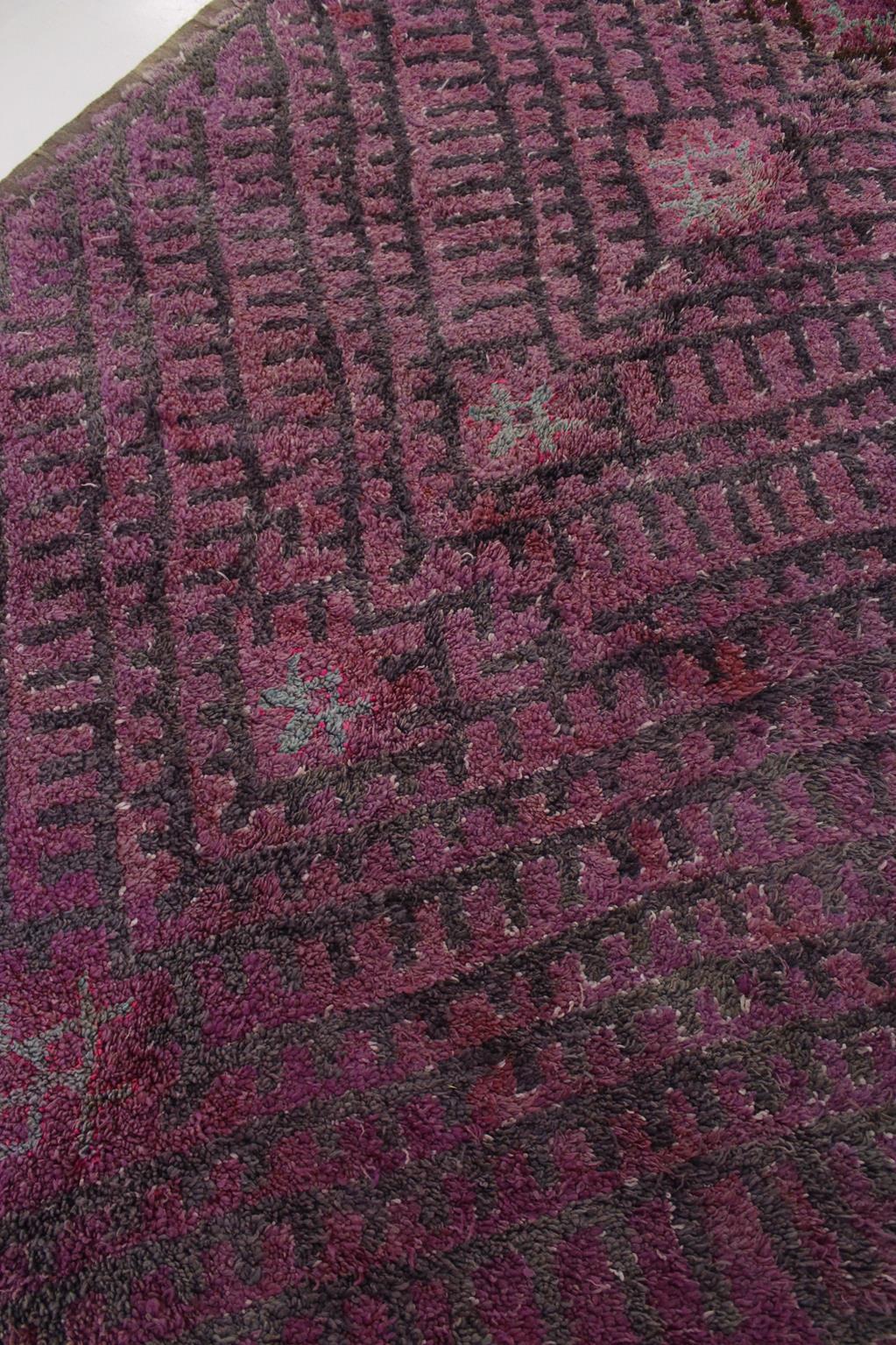 Wool Vintage Moroccan Talsint rug - Purple - 6.5x14.5feet / 200x442cm For Sale