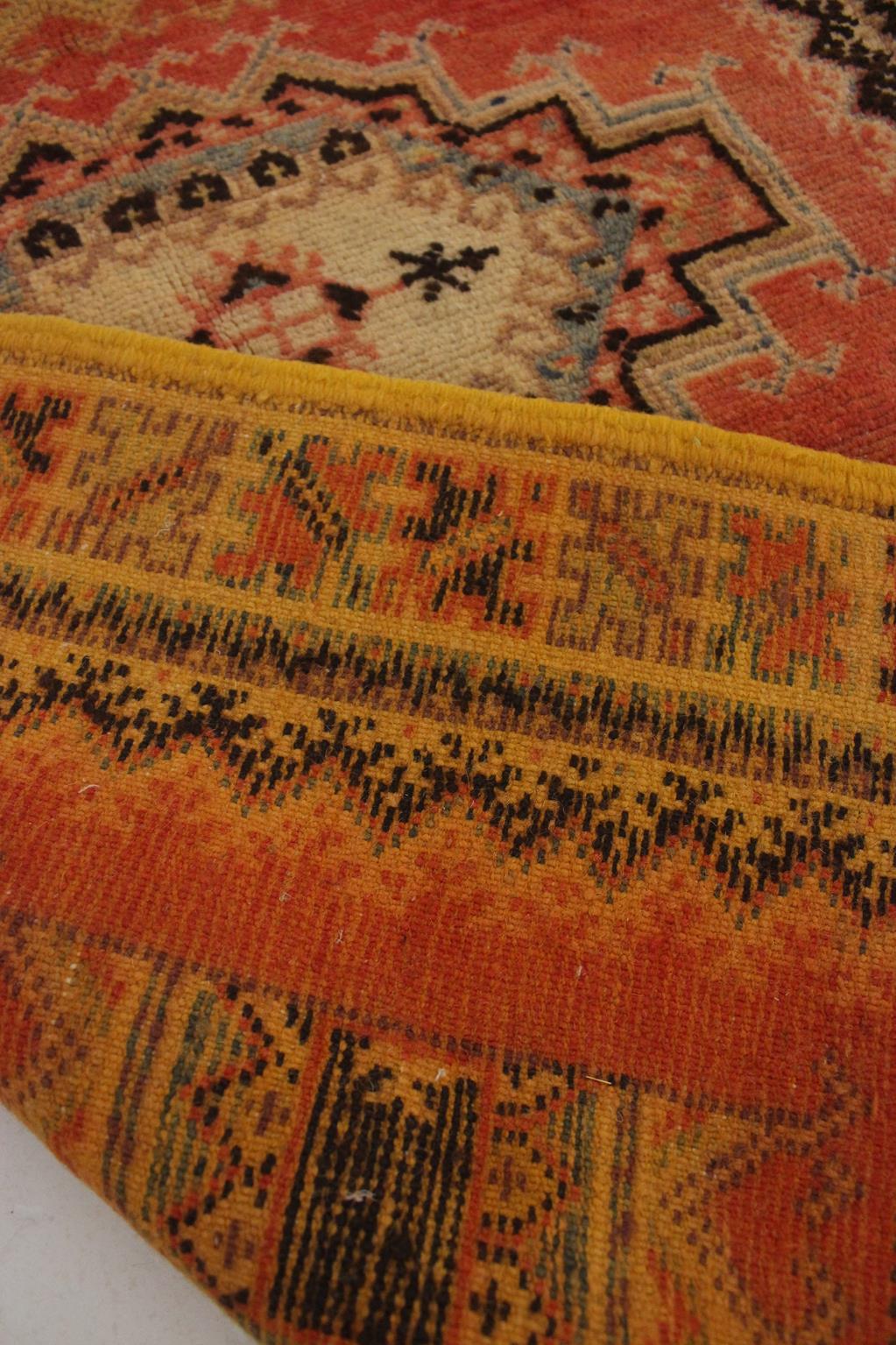 Vintage Moroccan Taznakht rug - Blood orange/black - 3.2x5.8feet / 100x178cm For Sale 9