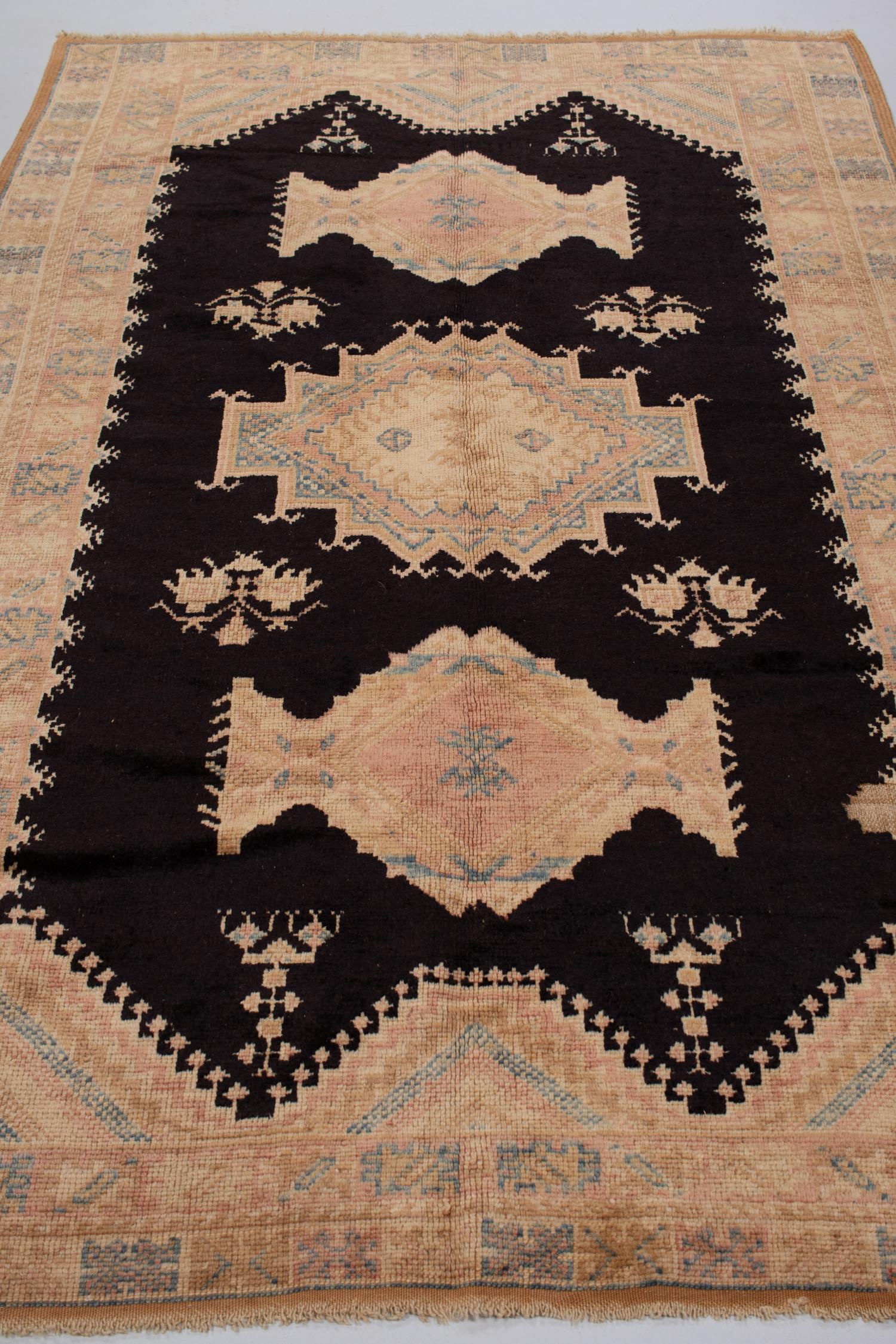 Vintage Moroccan Taznakht Rug For Sale 1