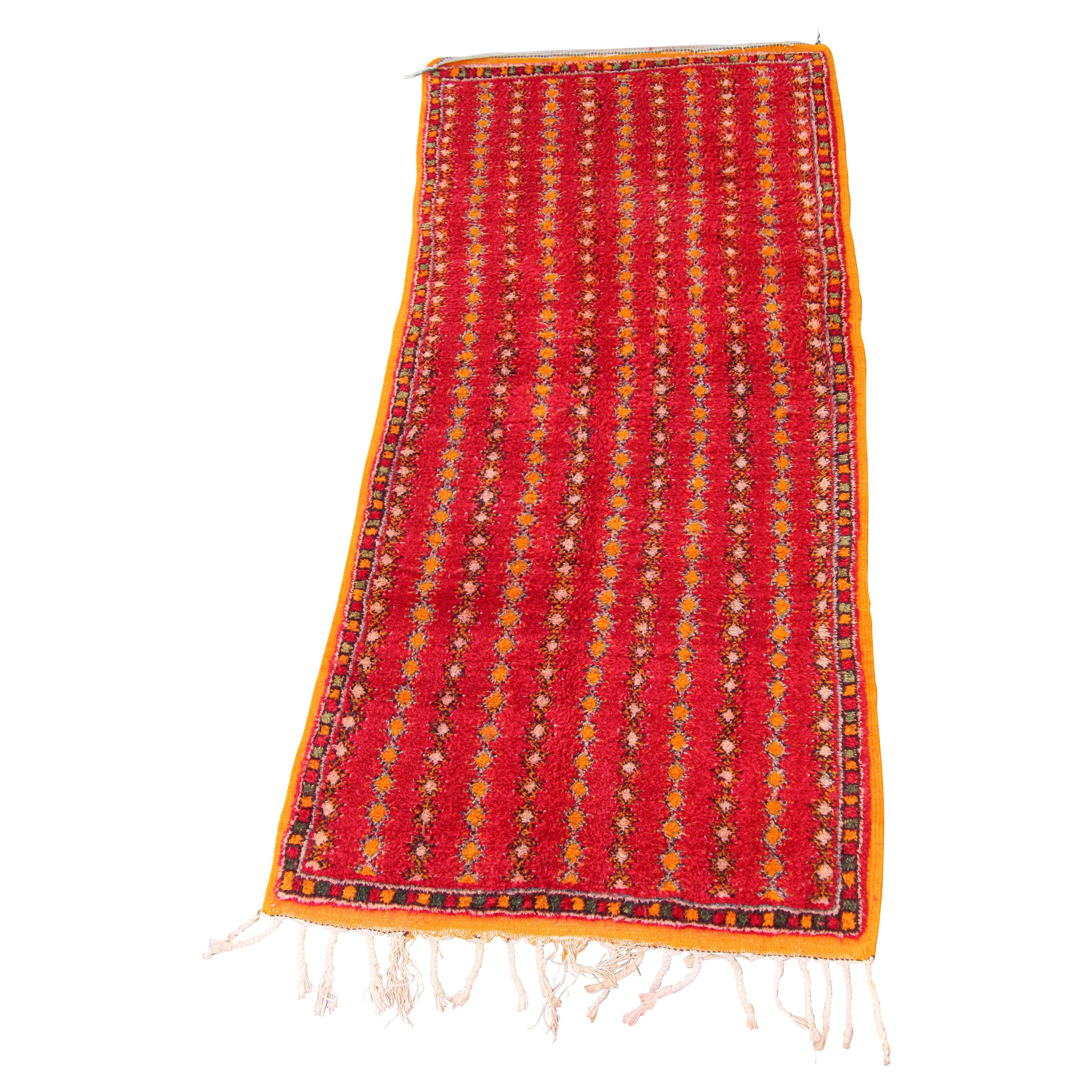 Marokkanischer Stammeskunst-Teppich im Vintage-Stil, um 1980 im Angebot