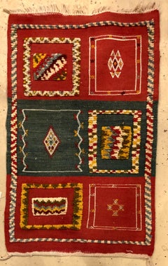 Tappeto tribale marocchino vintage fatto a mano in lana blu e rossa di piccole dimensioni
