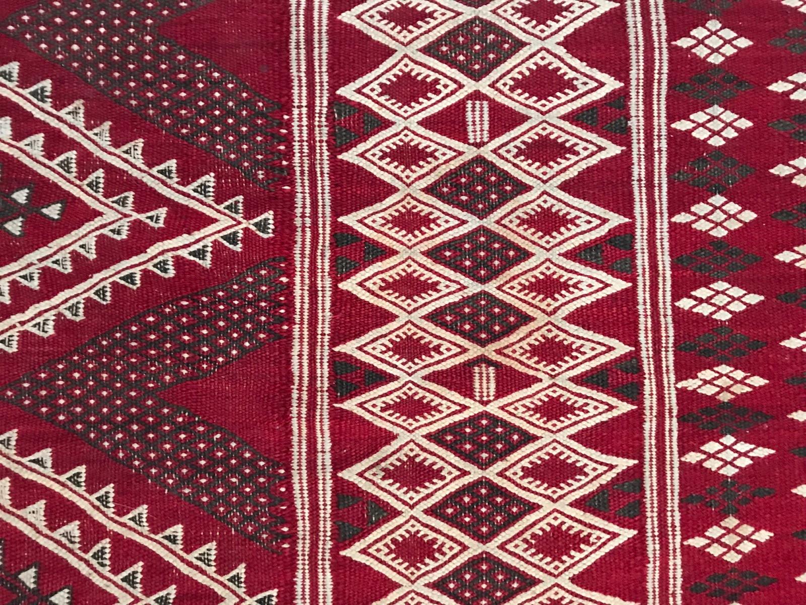 Tapis Kilim tribal marocain vintage en vente 9