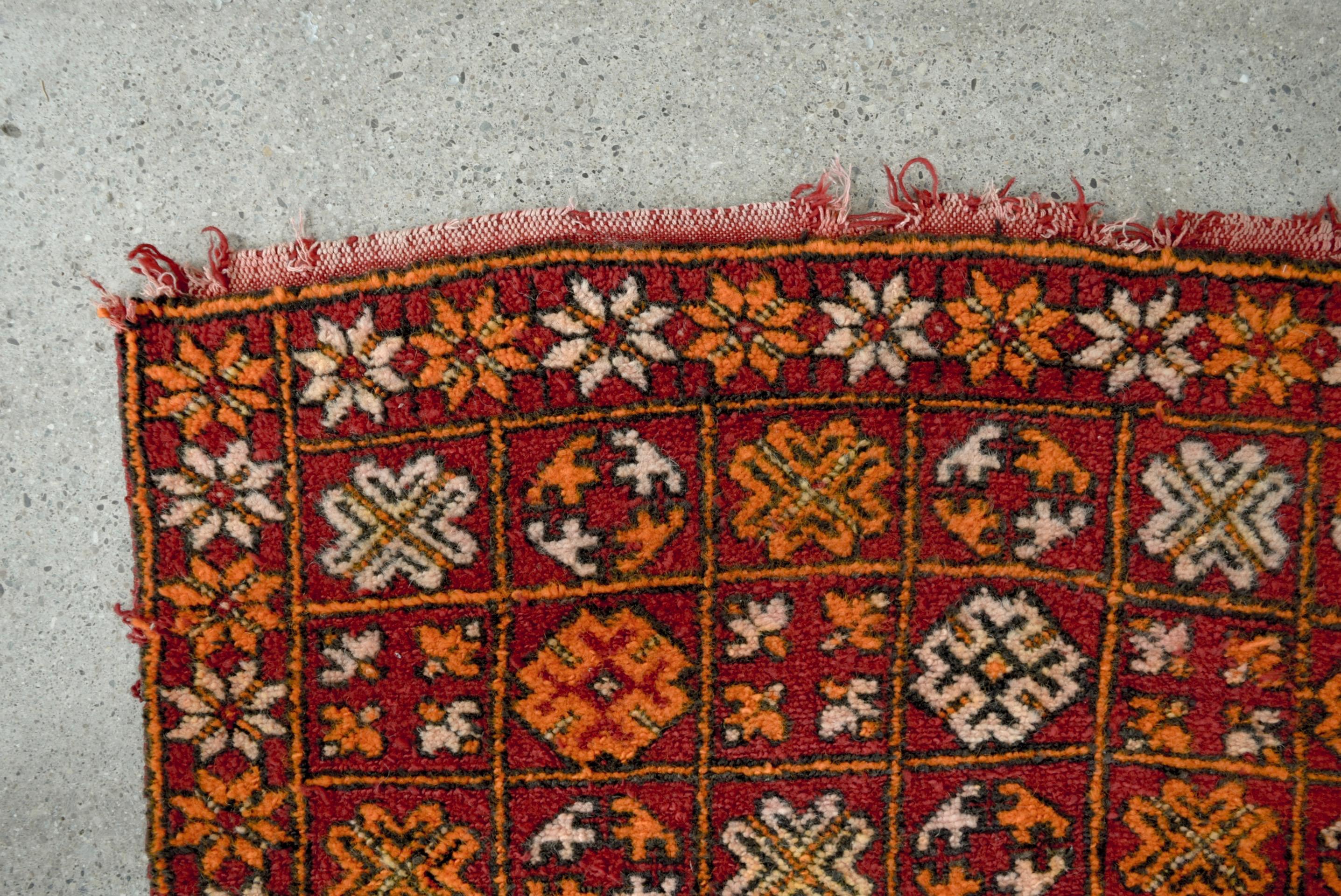 Vintage Moroccan Tribal Red Wool Floor Rug Runner  For Sale 1