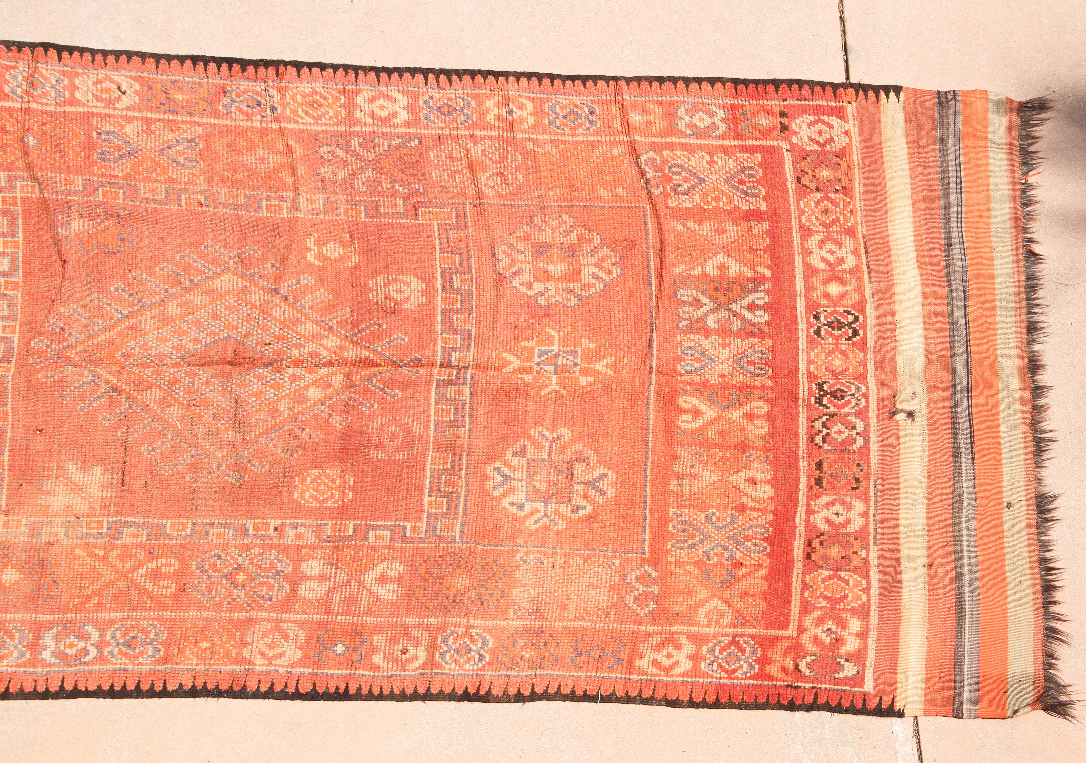 Moroccan Vintage Berberl Rug For Sale 14