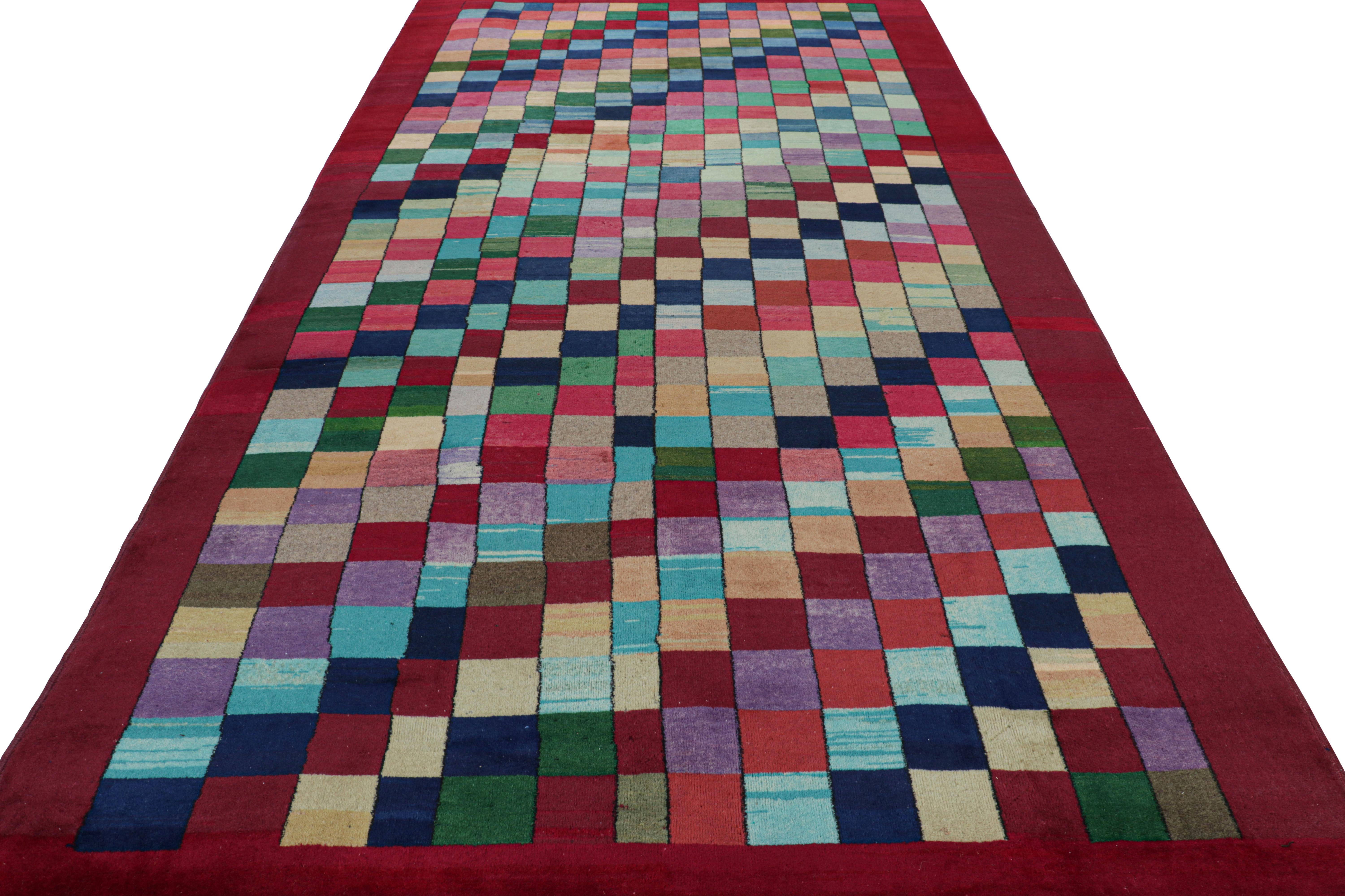 Vintage Zeki Müren Teppich mit polychromen geometrischen Mustern von Rug & Kilim (Handgeknüpft) im Angebot
