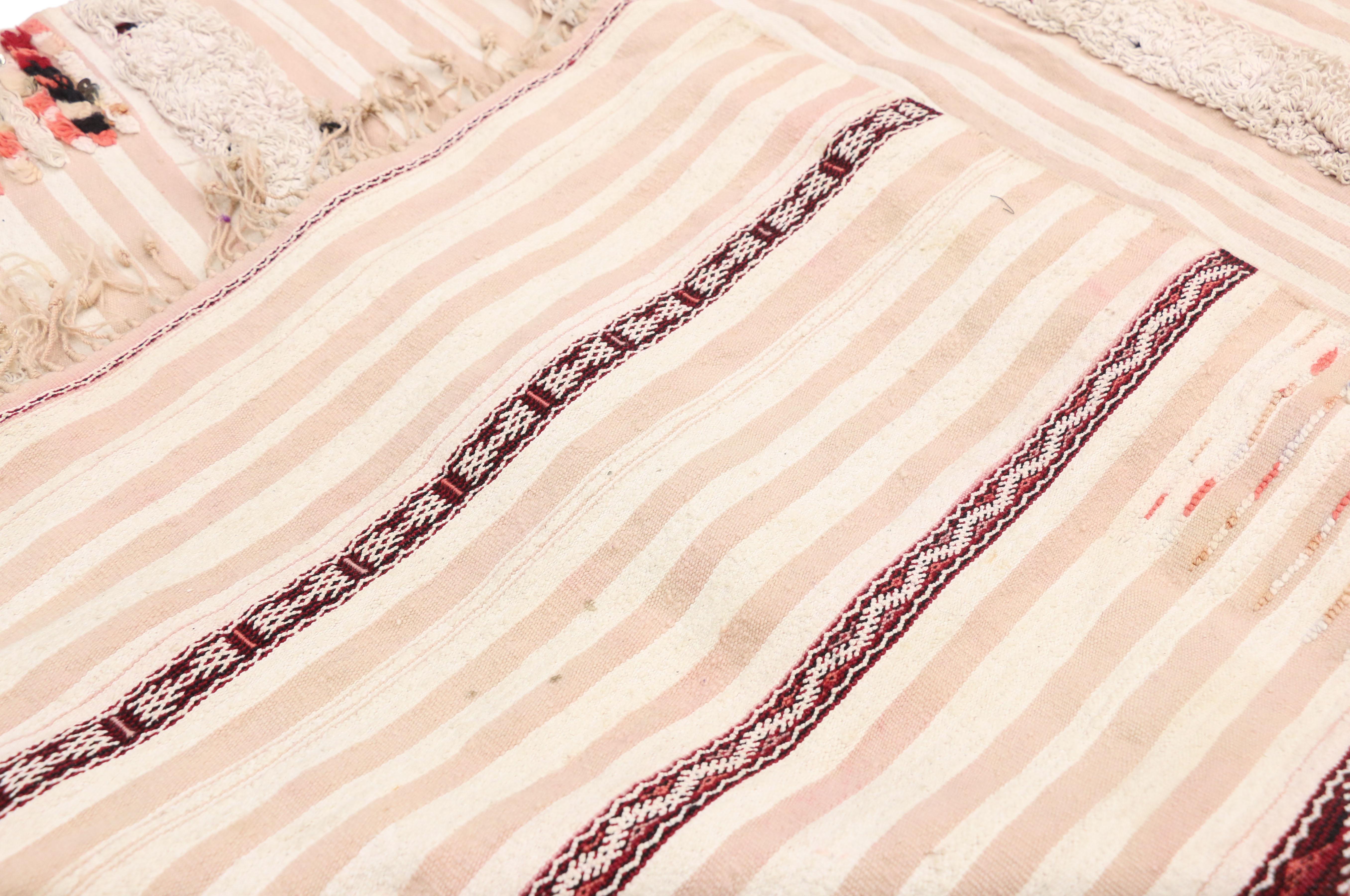 Vintage Moroccan Wedding Blanket, Berber Handira Tamizart For Sale 5
