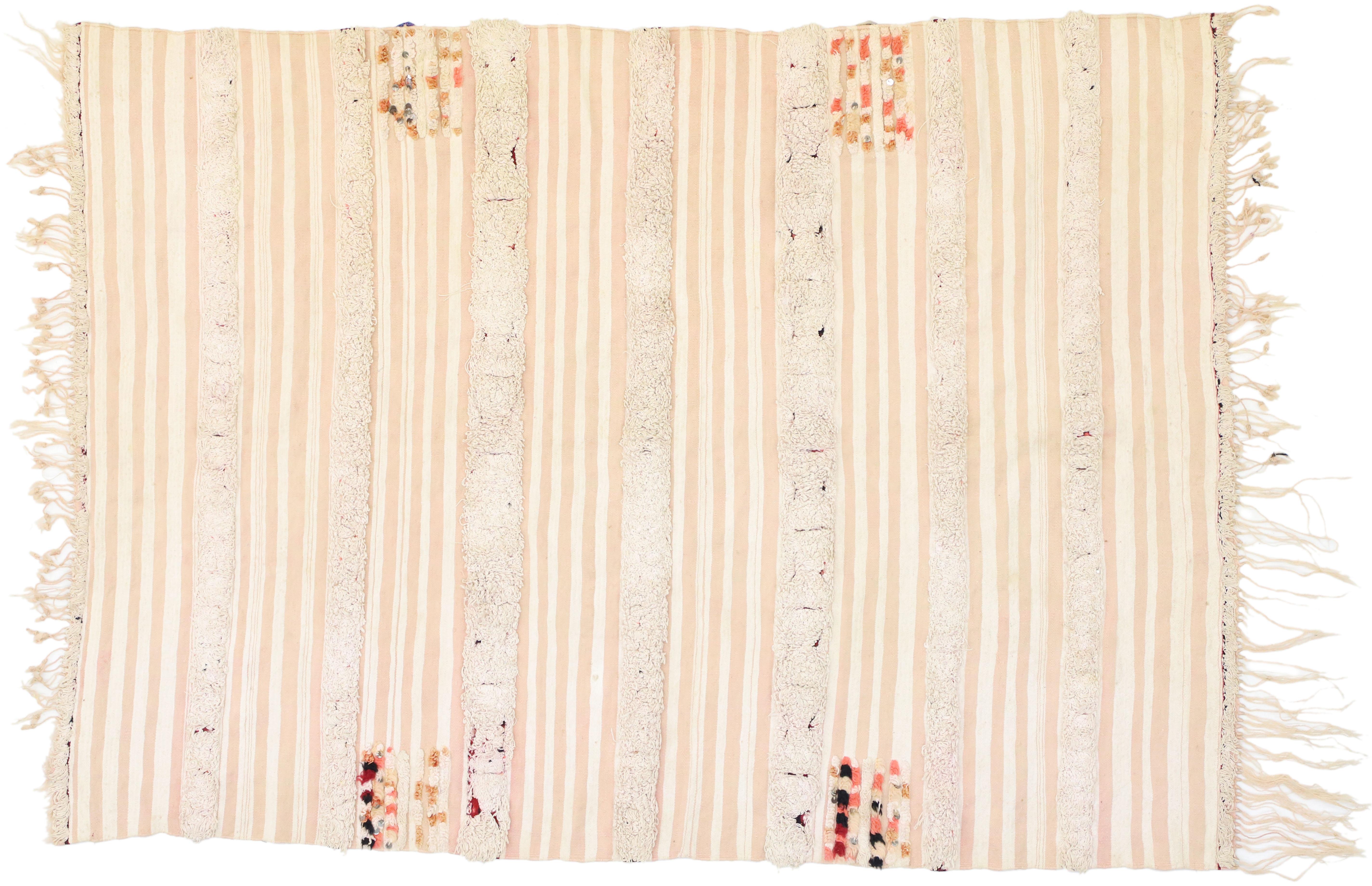 Vintage Moroccan Wedding Blanket, Berber Handira Tamizart For Sale 6