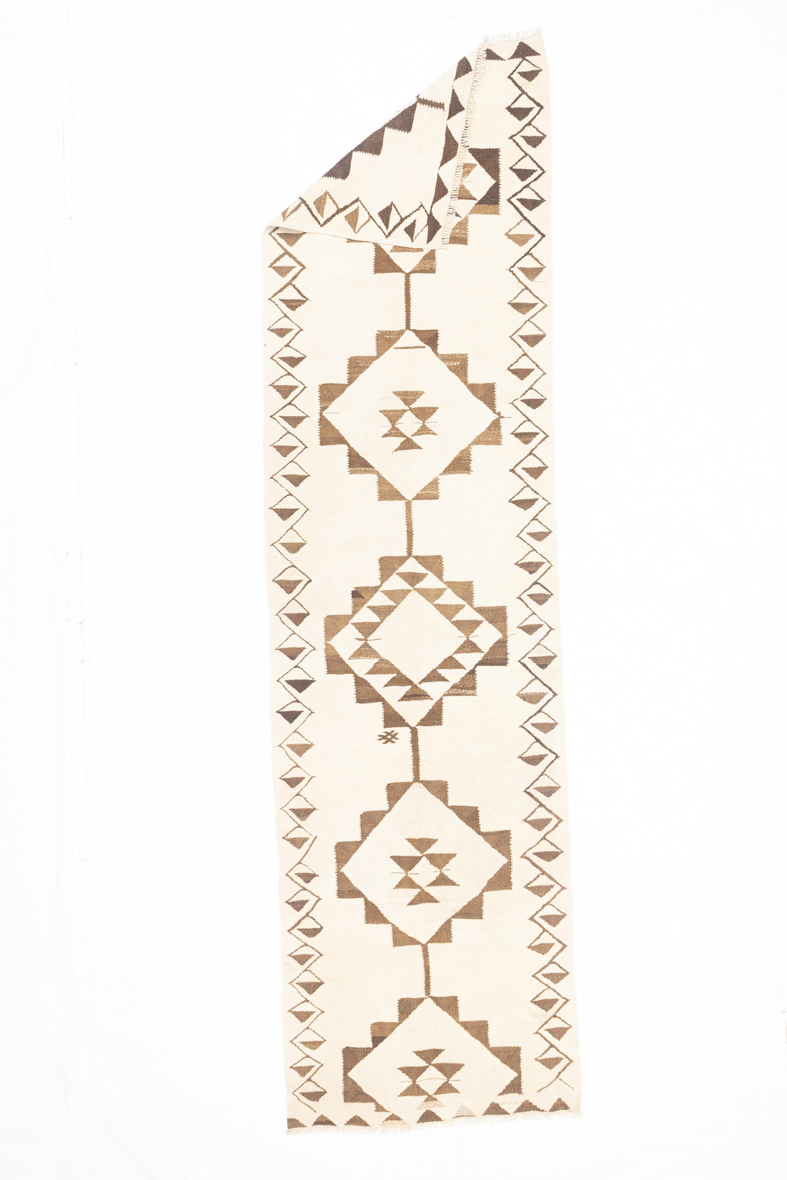 Vintage Moroccan Wool Rug 2’11