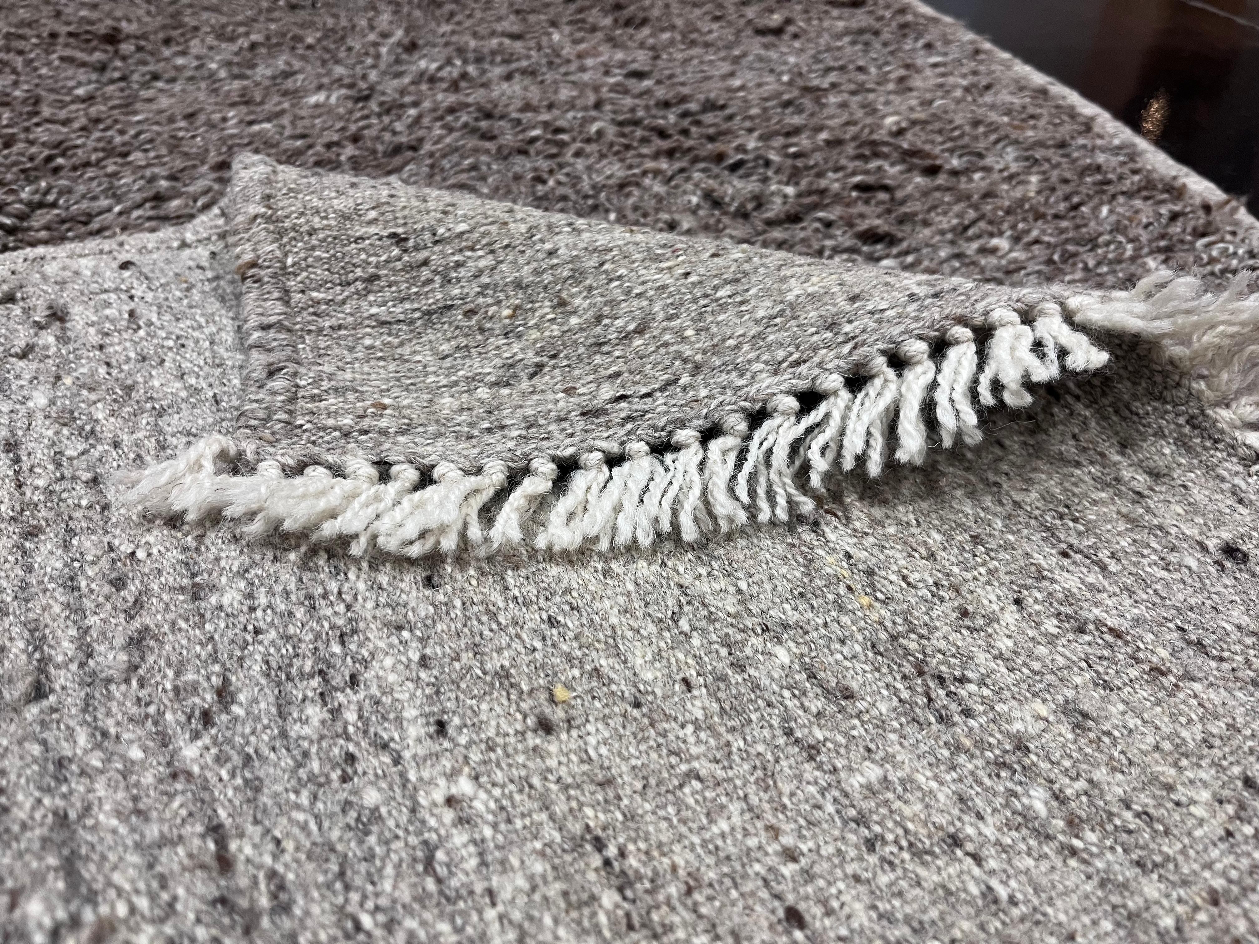 20th Century Vintage Moroccan Wool Rug 2'8