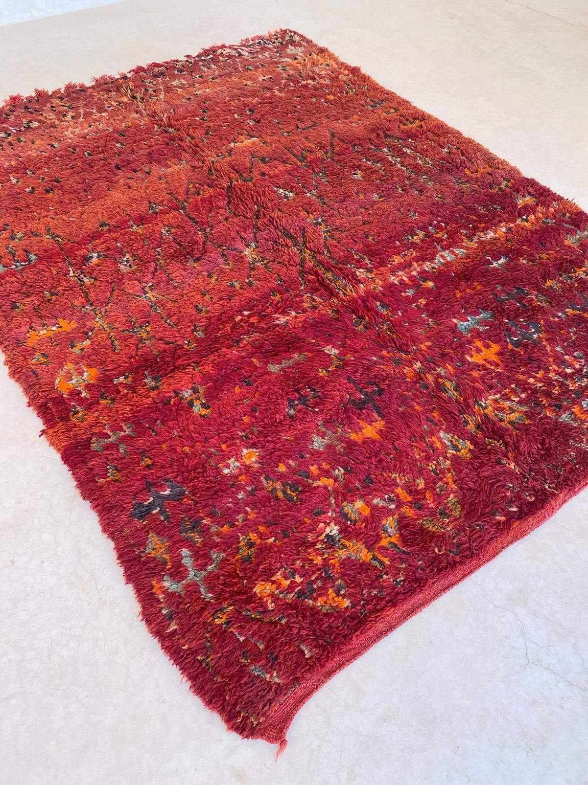 Vintage Moroccan Zayane rug - Red - 7x9.9feet / 216x302cm For Sale 1