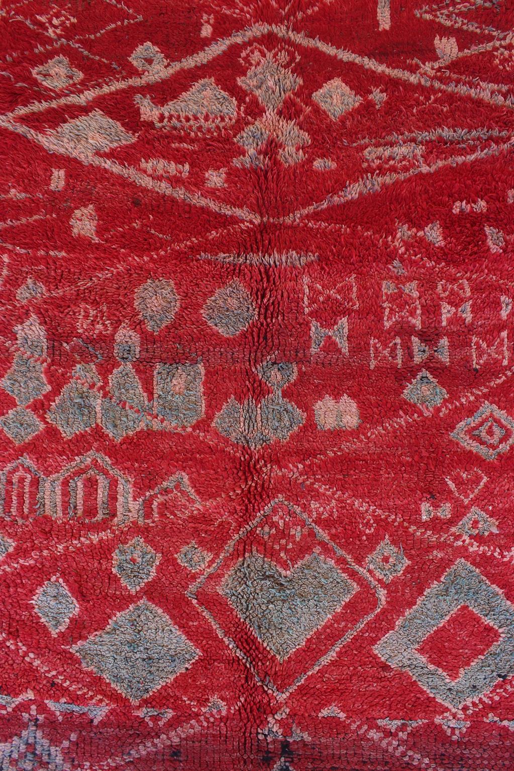 Marokkanischer Zayane-Teppich im Vintage-Stil - Rot/Grün - 7x12feet / 213x365cm im Angebot 4