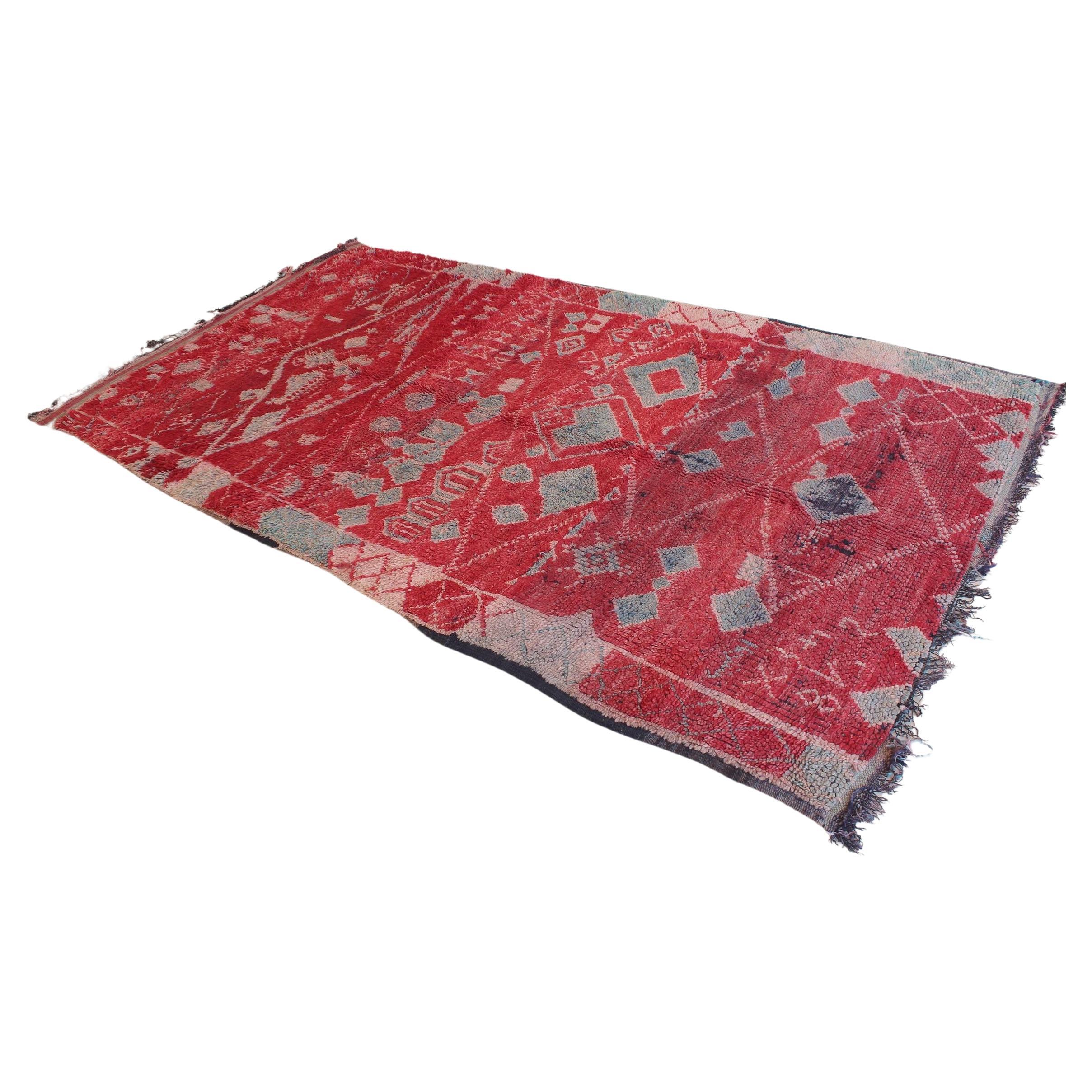 Marokkanischer Zayane-Teppich im Vintage-Stil - Rot/Grün - 7x12feet / 213x365cm im Angebot