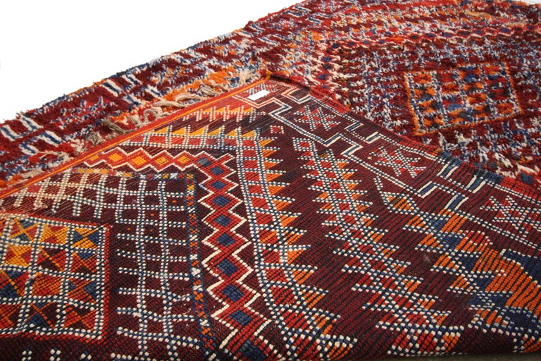 Vintage Moroccan Zayane Rug with Tribal Style, Colorful Moroccan Berber Carpet In Good Condition For Sale In Dallas, TX