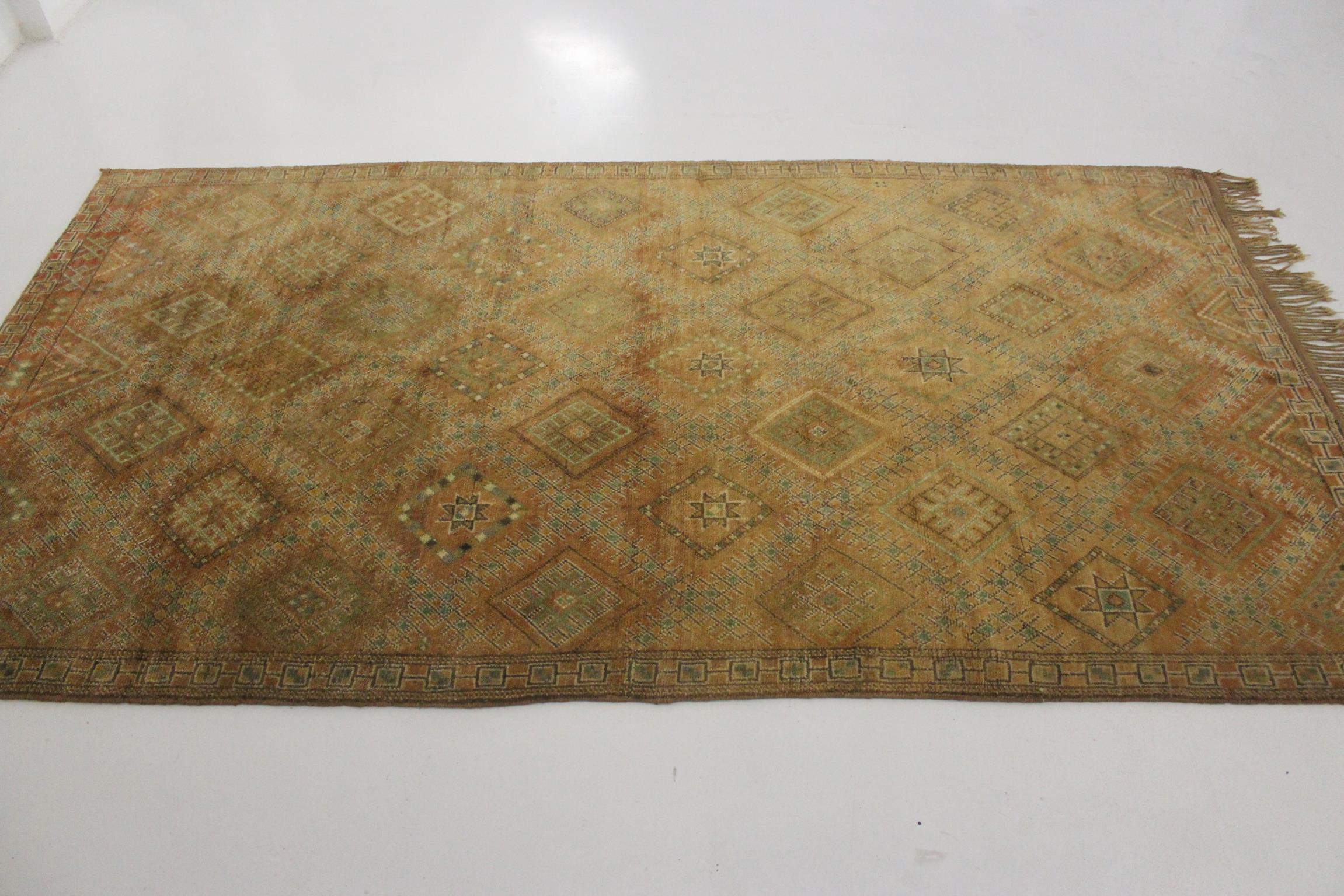 Hand-Knotted Vintage Moroccan Zemmour rug - Ochre - 6x11.3feet / 185x345cm For Sale