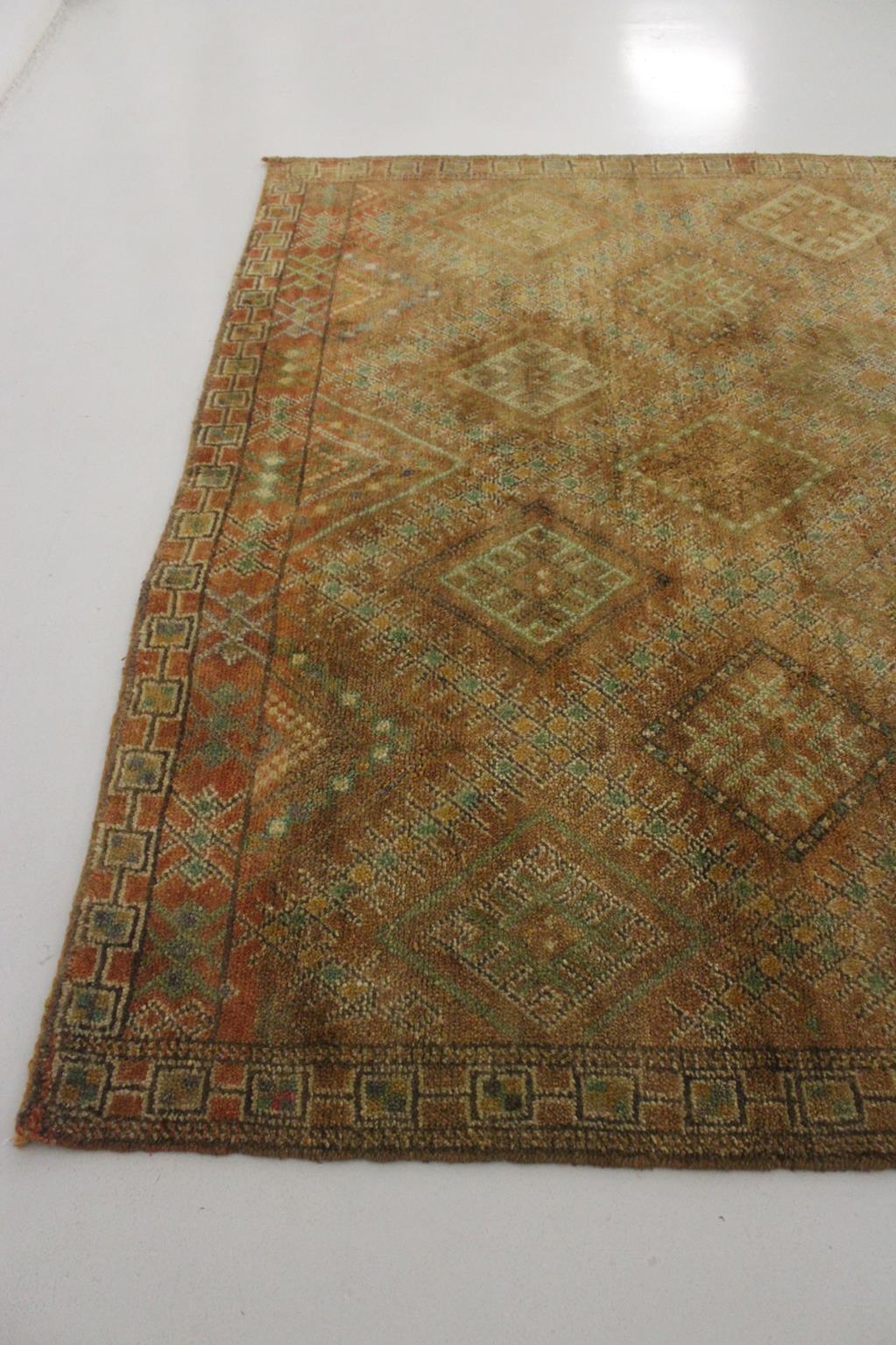 Vintage Moroccan Zemmour rug - Ochre - 6x11.3feet / 185x345cm For Sale 1