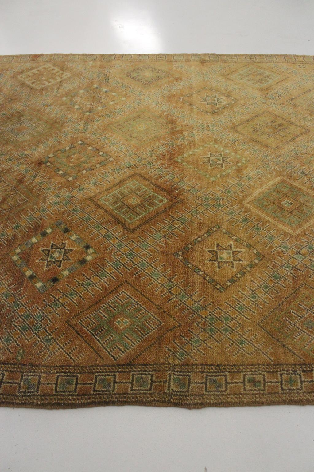 Vintage Moroccan Zemmour rug - Ochre - 6x11.3feet / 185x345cm For Sale 2