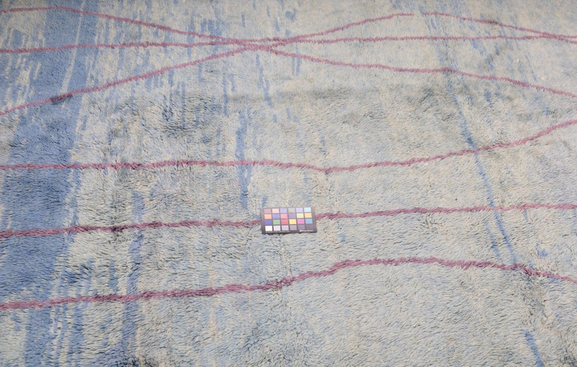 Vintage Morrocan Rug 8'4'' x 8'4'' For Sale 4
