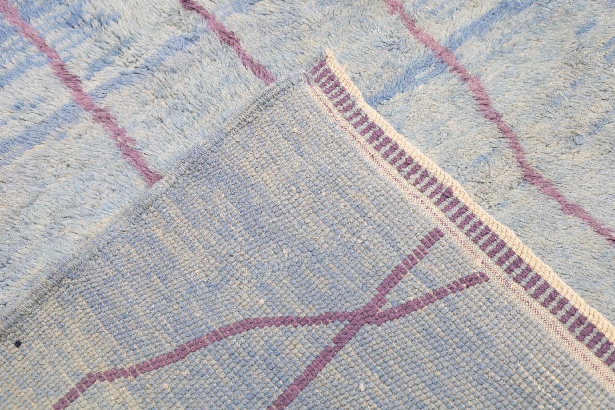 Vintage Morrocan Rug 8'4'' x 8'4'' For Sale 5