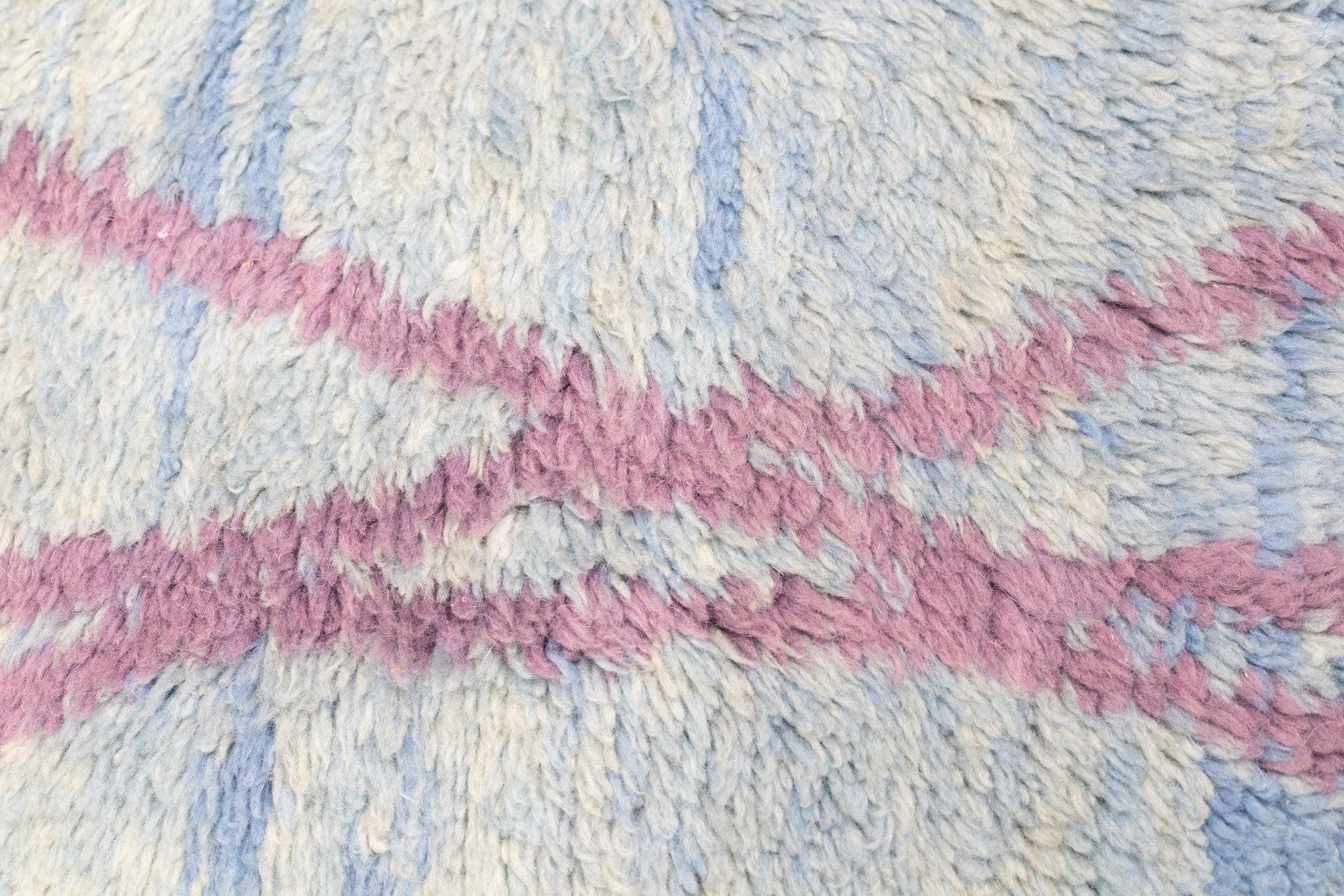 Vintage Morrocan Rug 8'4'' x 8'4'' For Sale 3