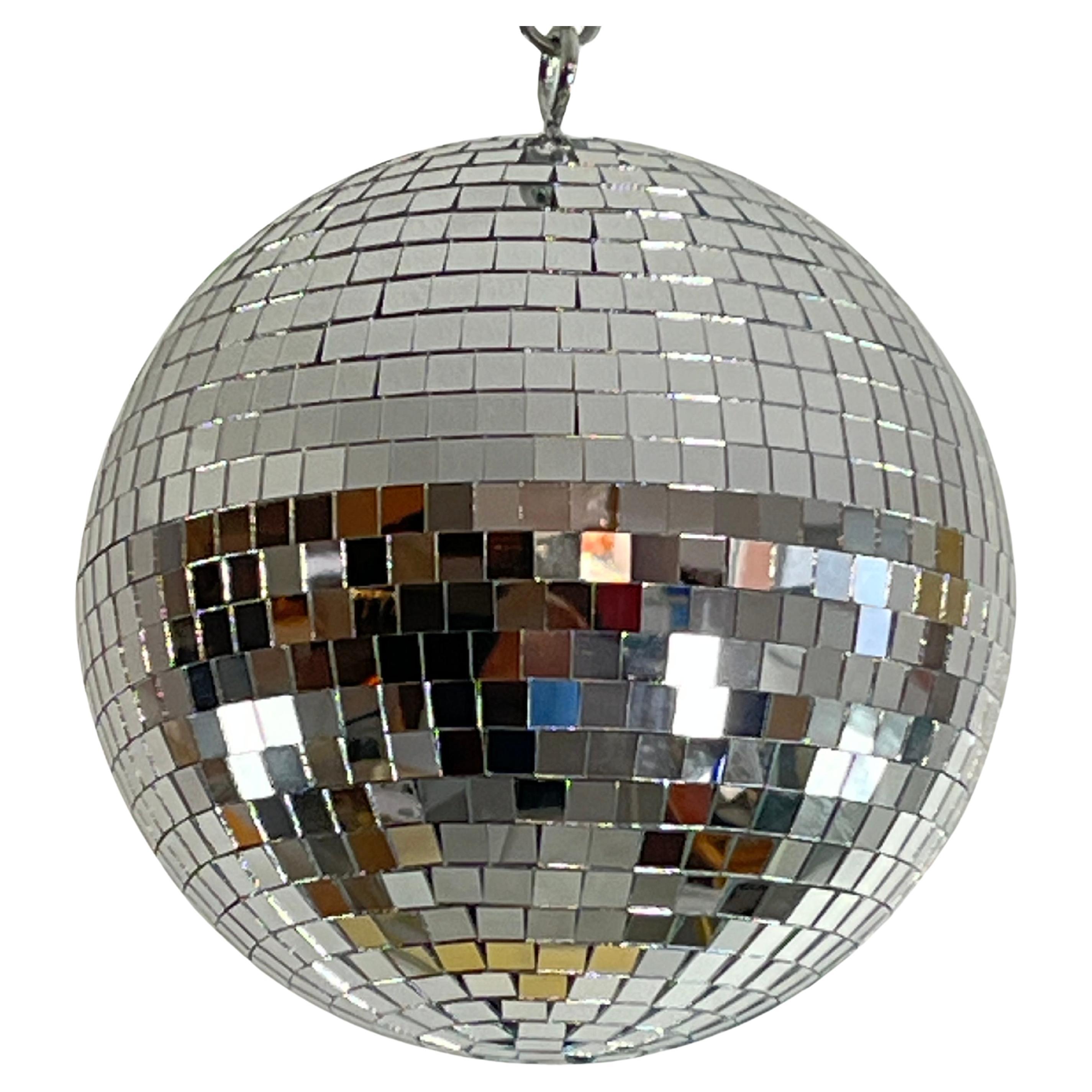 Vintage mosaic glass disco ball with rotor 1980s
Intact and functional, it has a diameter of 20 cm.
Very good condition.


We guarantee adequate packaging and will ship via DHL, insuring the contents against any breakage or loss of the package.