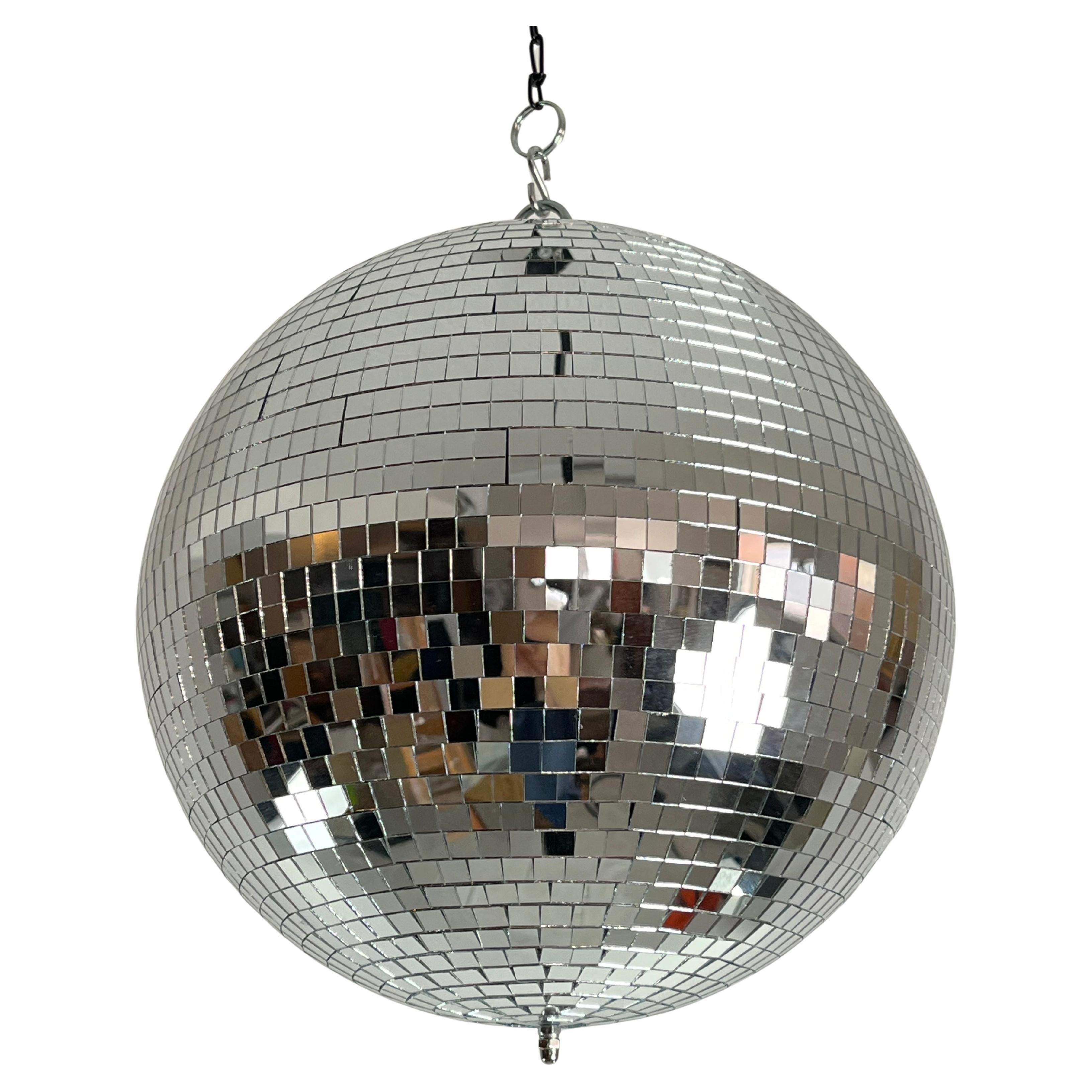 Vintage mosaic glass disco ball with rotor 1980s
Intact and functional, it has a diameter of 30 cm.
Very good condition.


We guarantee adequate packaging and will ship via DHL, insuring the contents against any breakage or loss of the package.