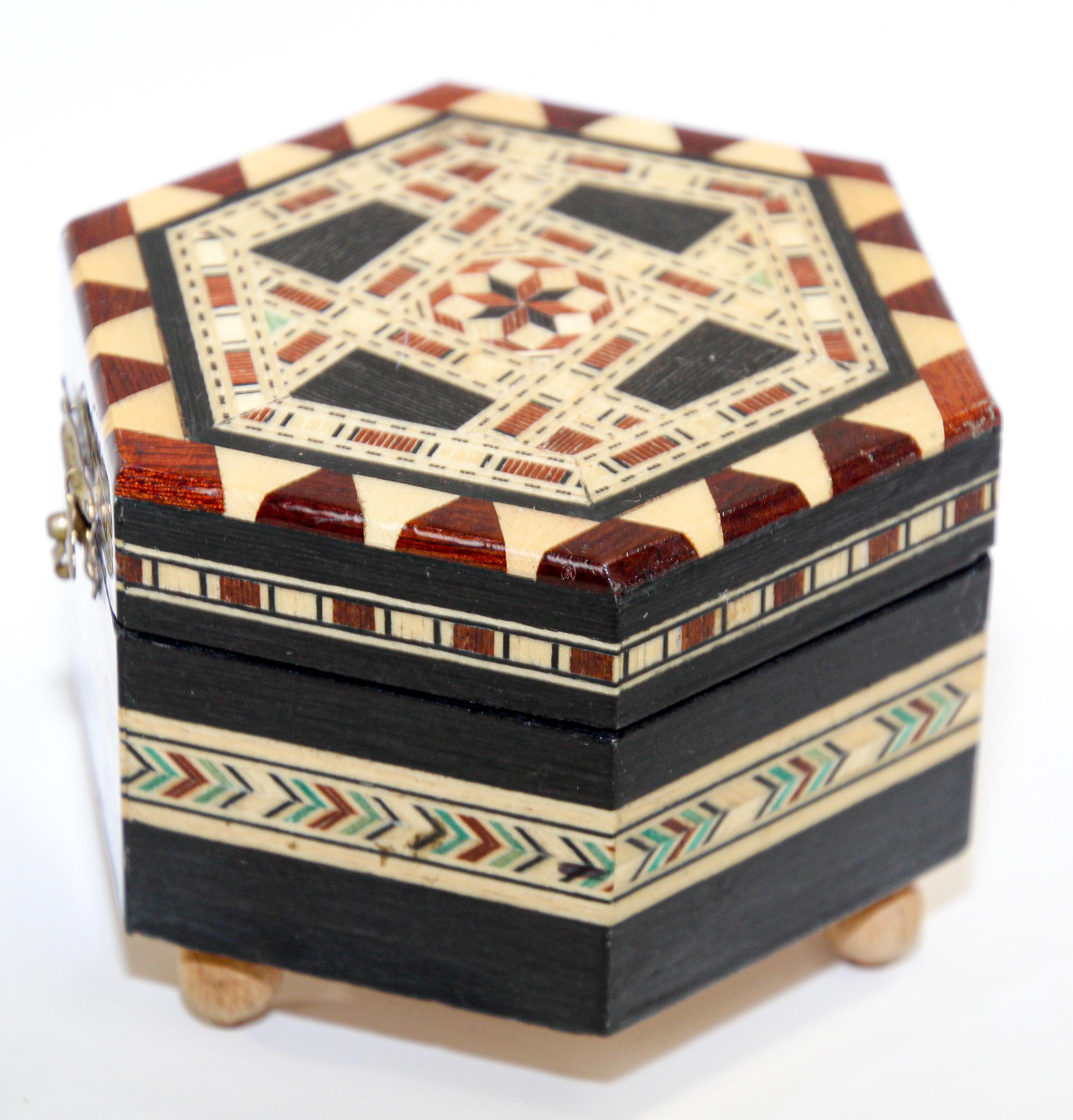 Spanish Vintage Mosaic Marquetry Moorish Octagonal Music Box Granada Spain For Sale