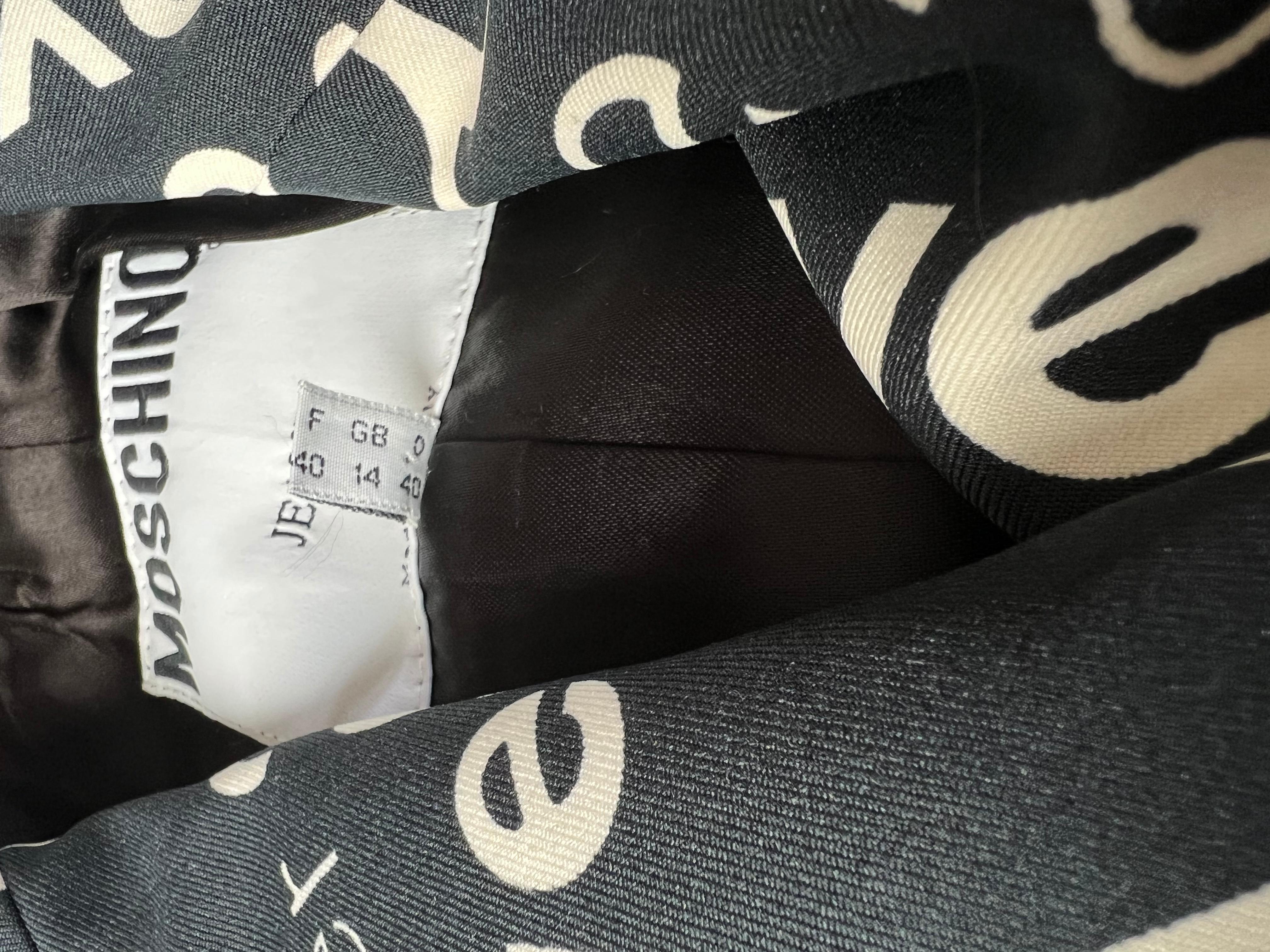 Femenino o masculino Blazer Vintage Moschino 1990s 