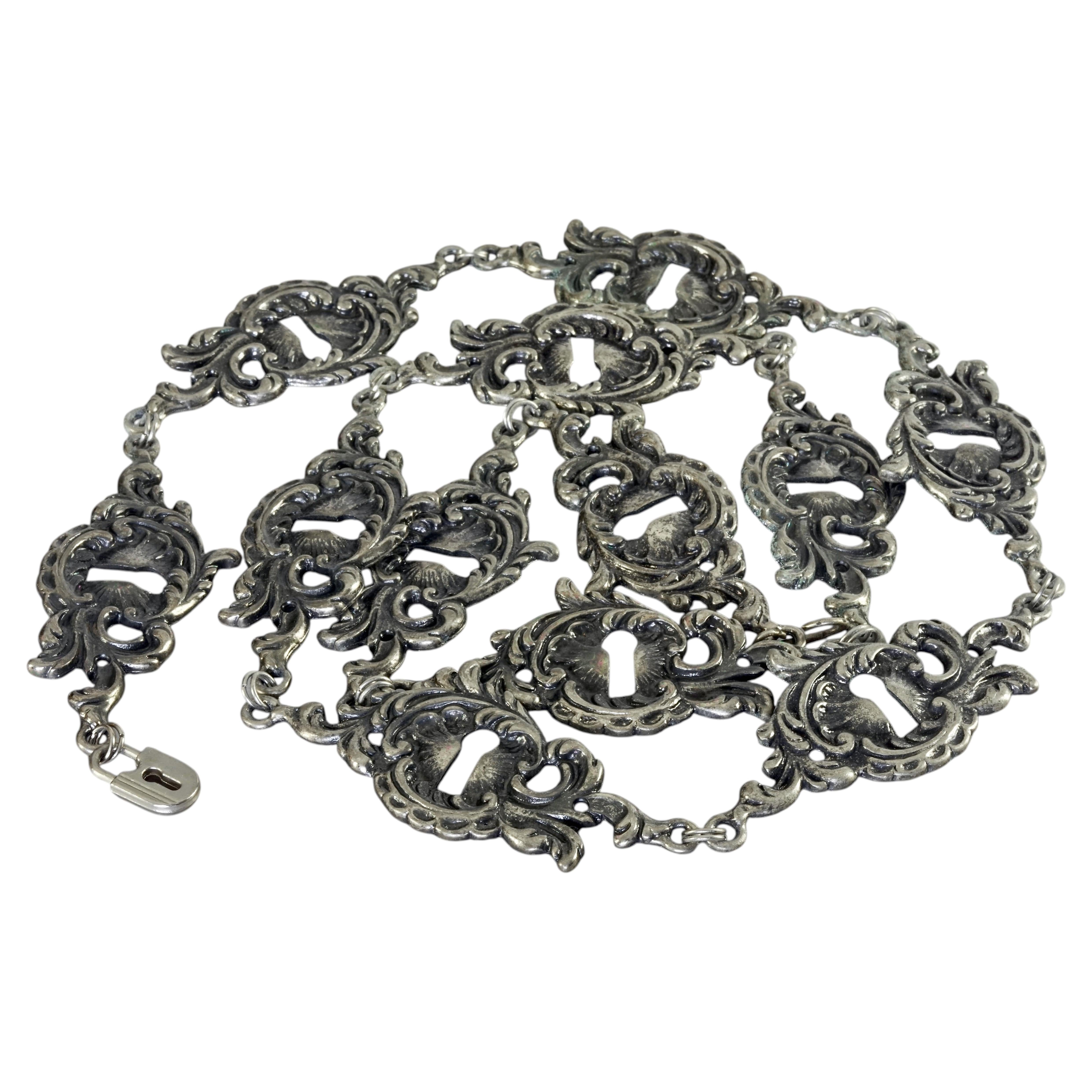 Pre-owned Moschino Vintage Baroque Keyhole Link Novelty Belt In Gray