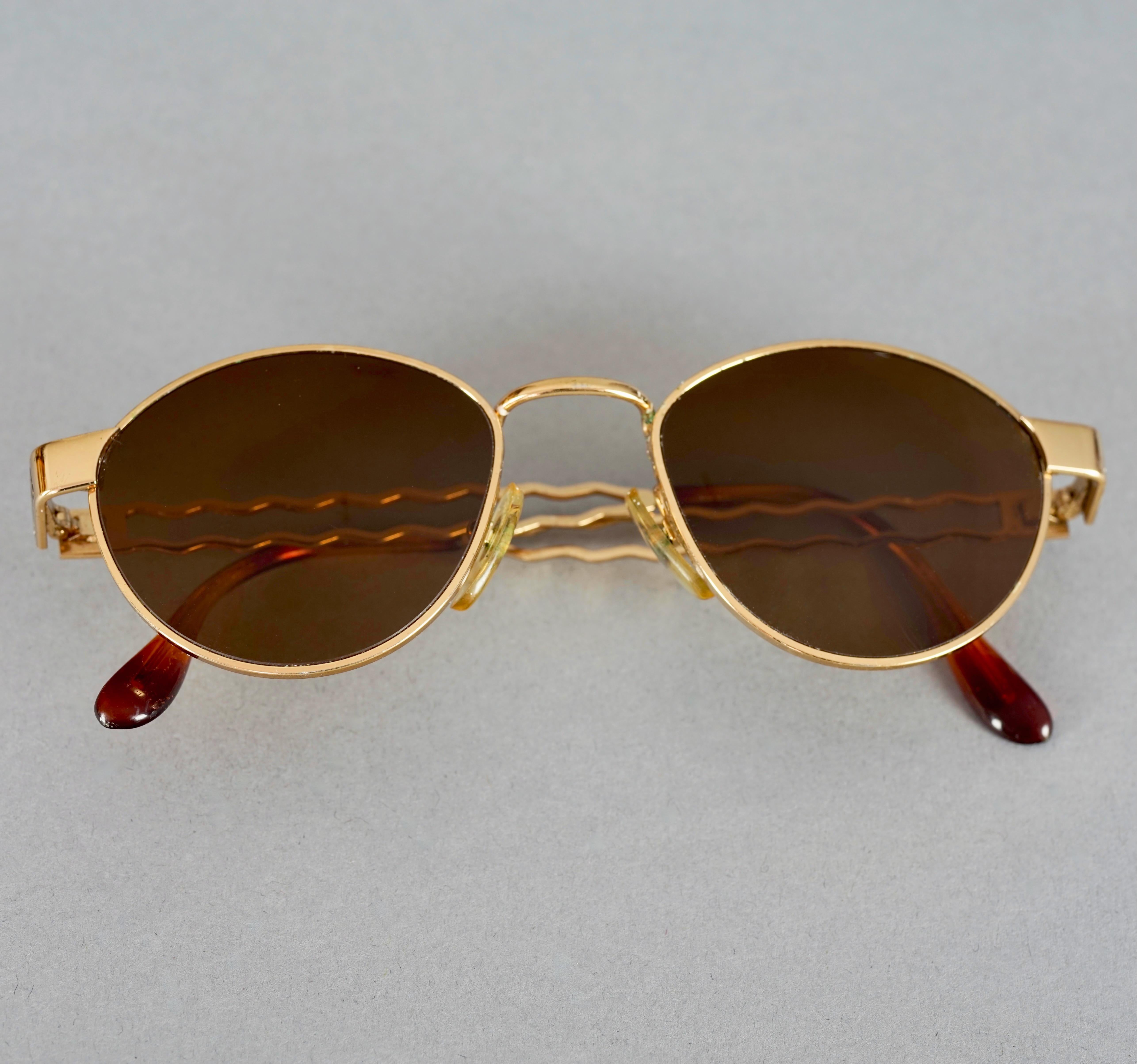 Vintage MOSCHINO Bobby Hair Pin Novelty Sunglasses For Sale 3