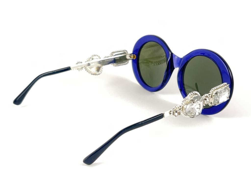 Vintage Moschino By Persol M253 Vintage Blue Jewelled Lady Gaga Sunglasses 1990  In New Condition For Sale In Baleares, Baleares