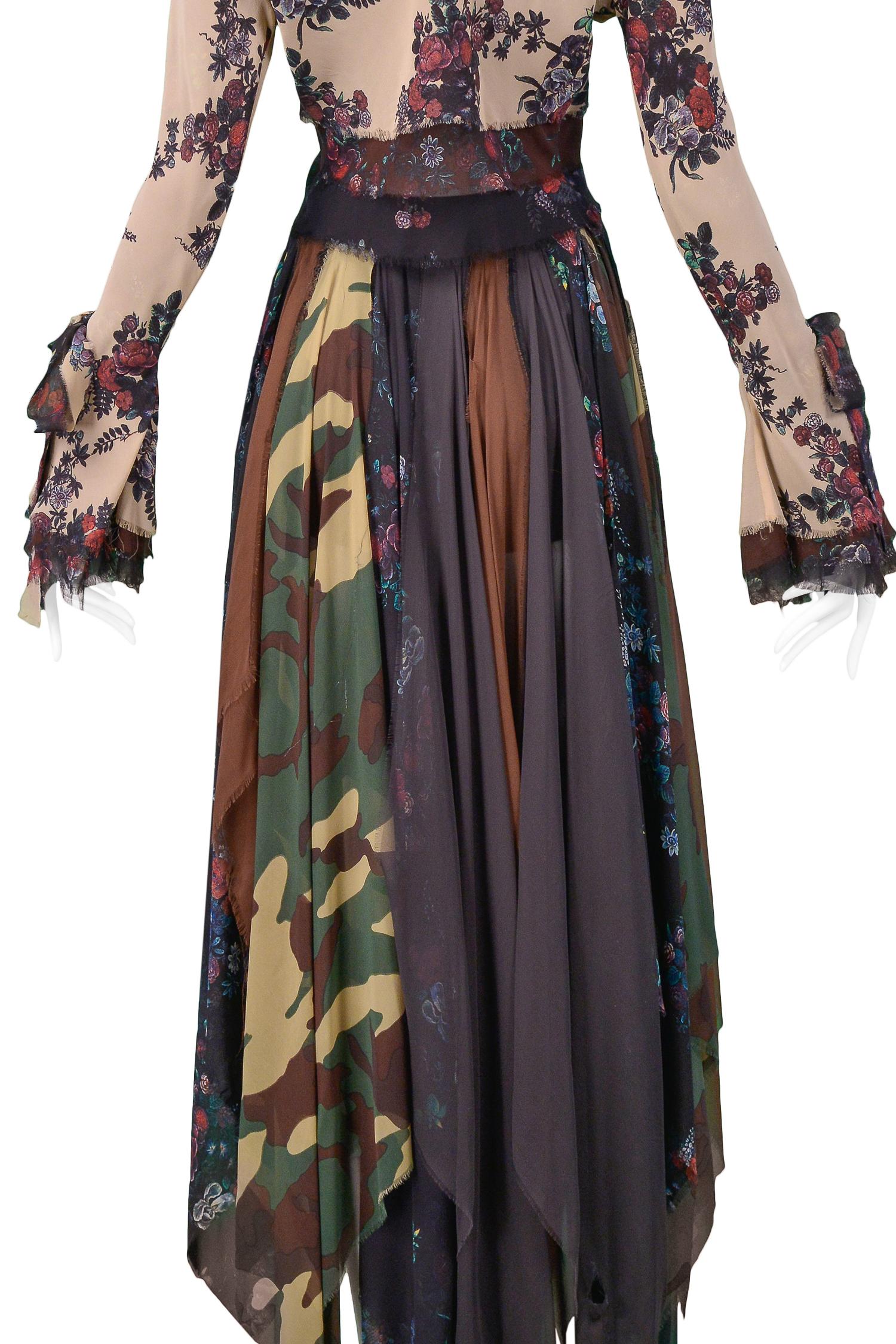 Conjunto Vintage Moschino Camo & Floral Crop Top & Falda Bufanda 2