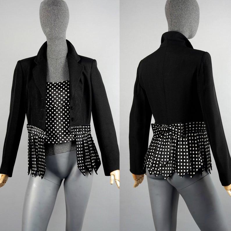 Vintage MOSCHINO CHEAP and CHIC Necktie Fringes Polka Dot Twin Set Blazer Jacket

Measurements taken laid flat, please double bust and waist:
BLOUSE/ TOP
Shoulder: 14.17 inches (36 cm)
Bust: 16.92 inches (43 cm)
Waist: 14.37 inches (36.5 cm)
Length: