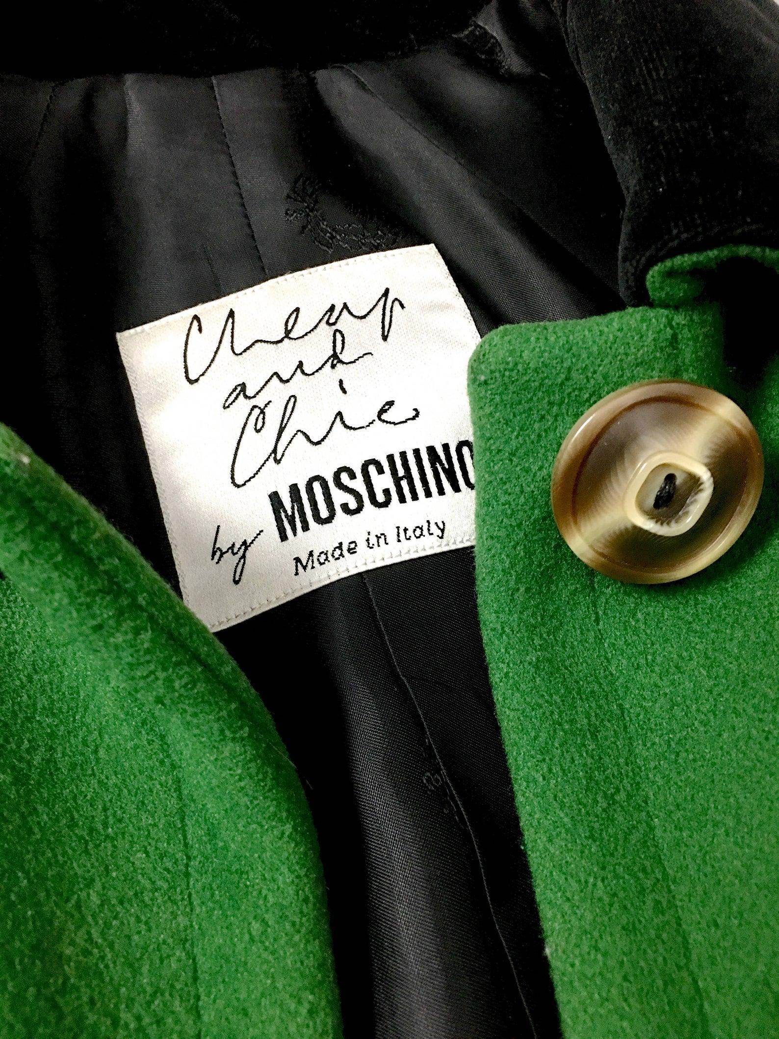 Vintage MOSCHINO Cheap and Chic Purse Kiss Lock Pocket Swing Coat For Sale 1