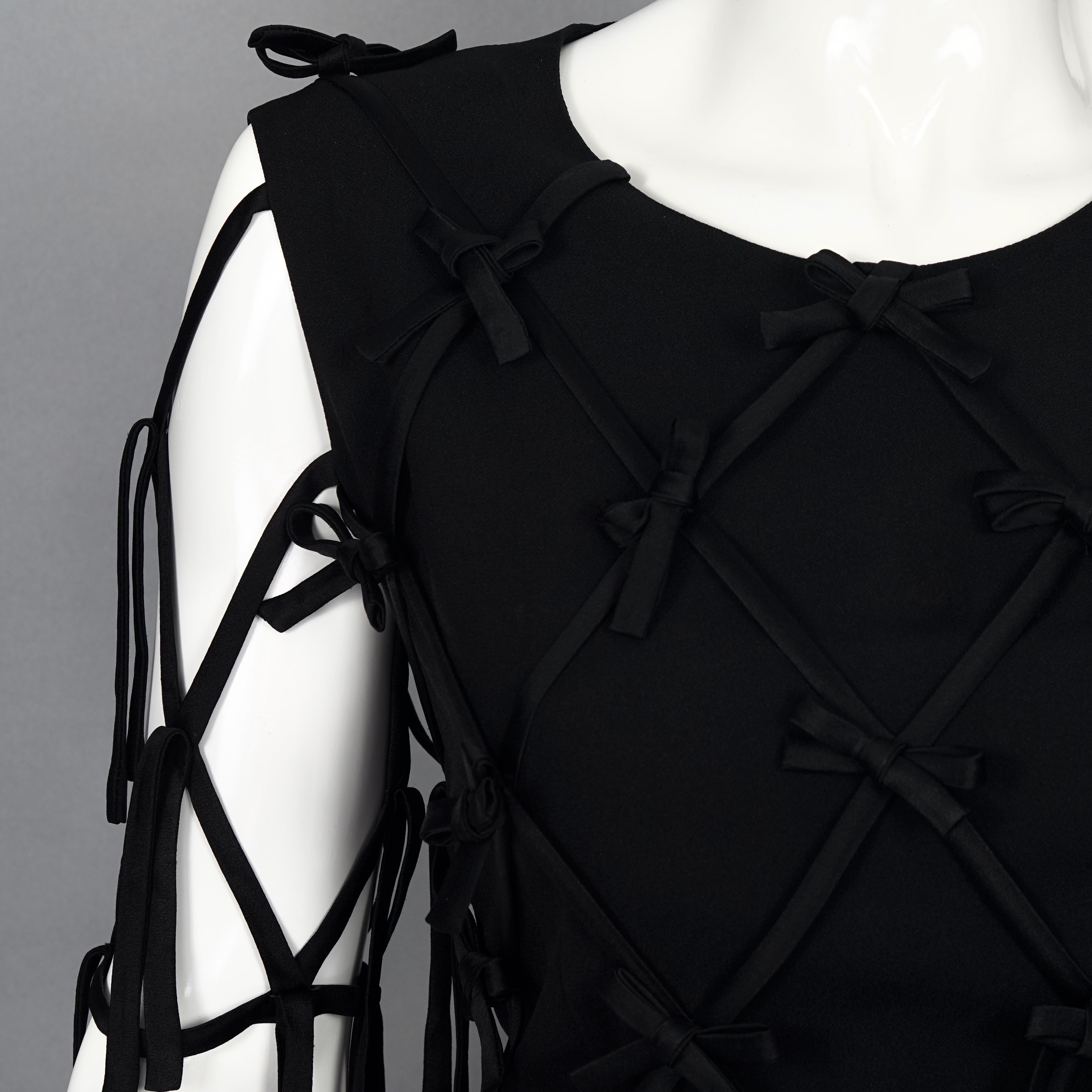 MOSCHINO CHEAP und CHIC „Take A Bow“ Schleifeneinsatz Kleid 2