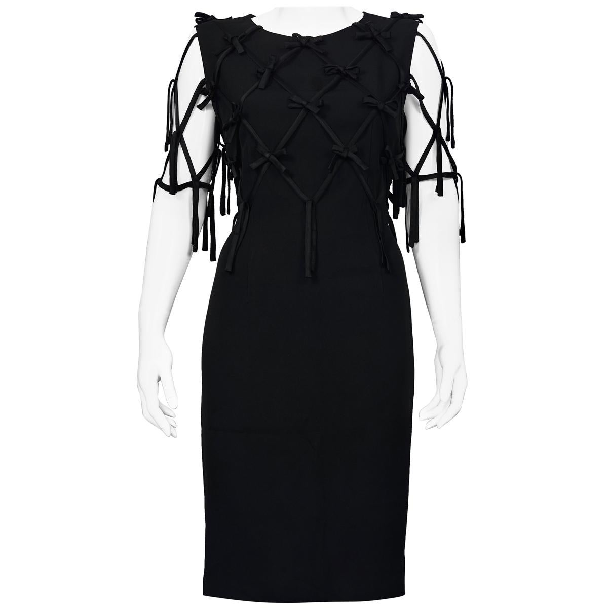 Vintage MOSCHINO CHEAP and CHIC "Take A Bow" Ribbon Overlay Dress at  1stDibs | shop thrilling moschino ribbon, moschino bow dress, vintage moschino  dress