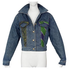 MOSCHINO JEANS - Veste courte en jean vintage avec appliques à col bénitier