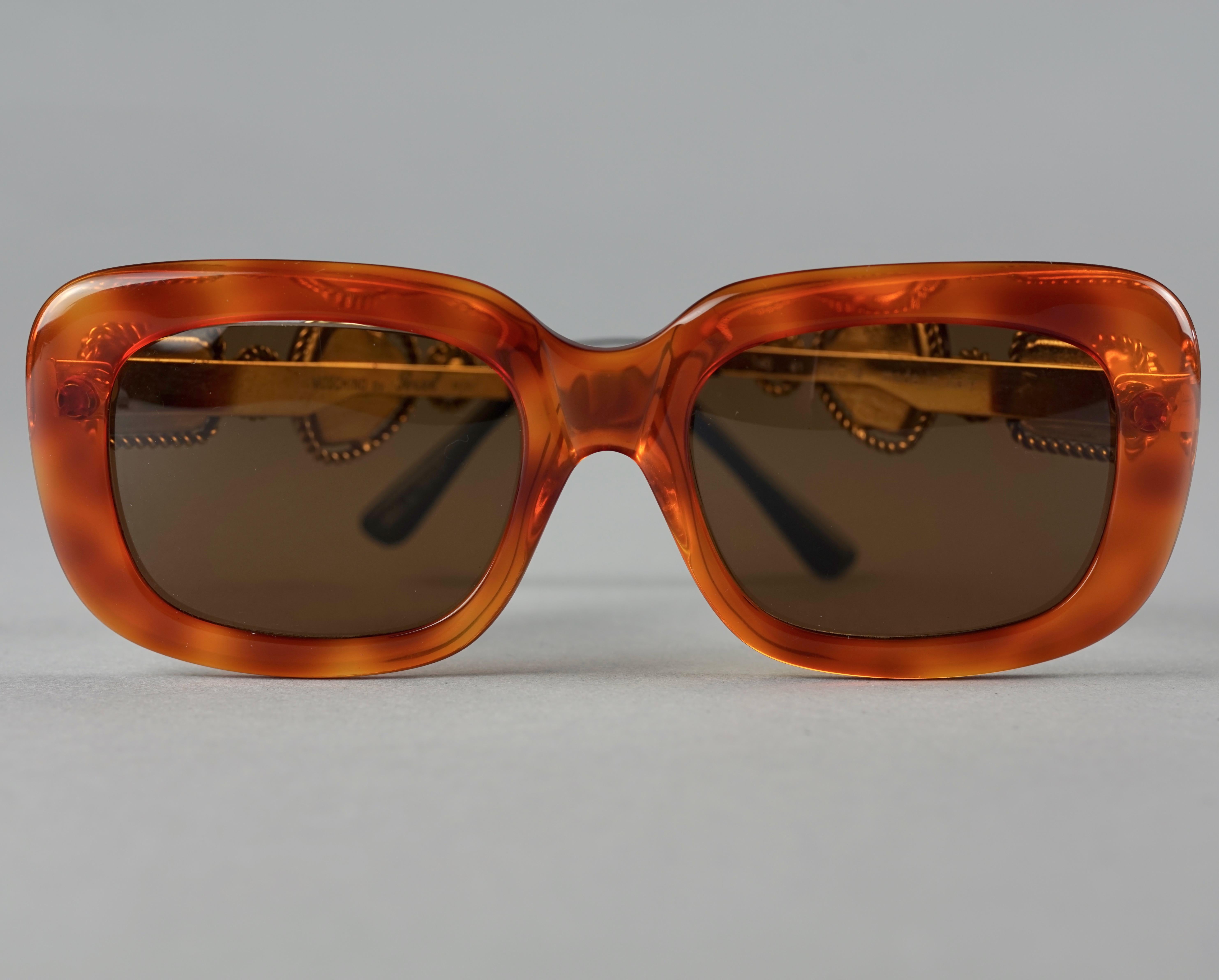 Vintage MOSCHINO Jewelled Tortoiseshell Sunglasses In Excellent Condition For Sale In Kingersheim, Alsace