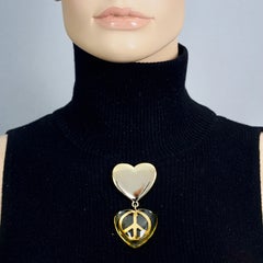 Vintage MOSCHINO Lucite Herz Friedenszeichen Neuheit Brosche